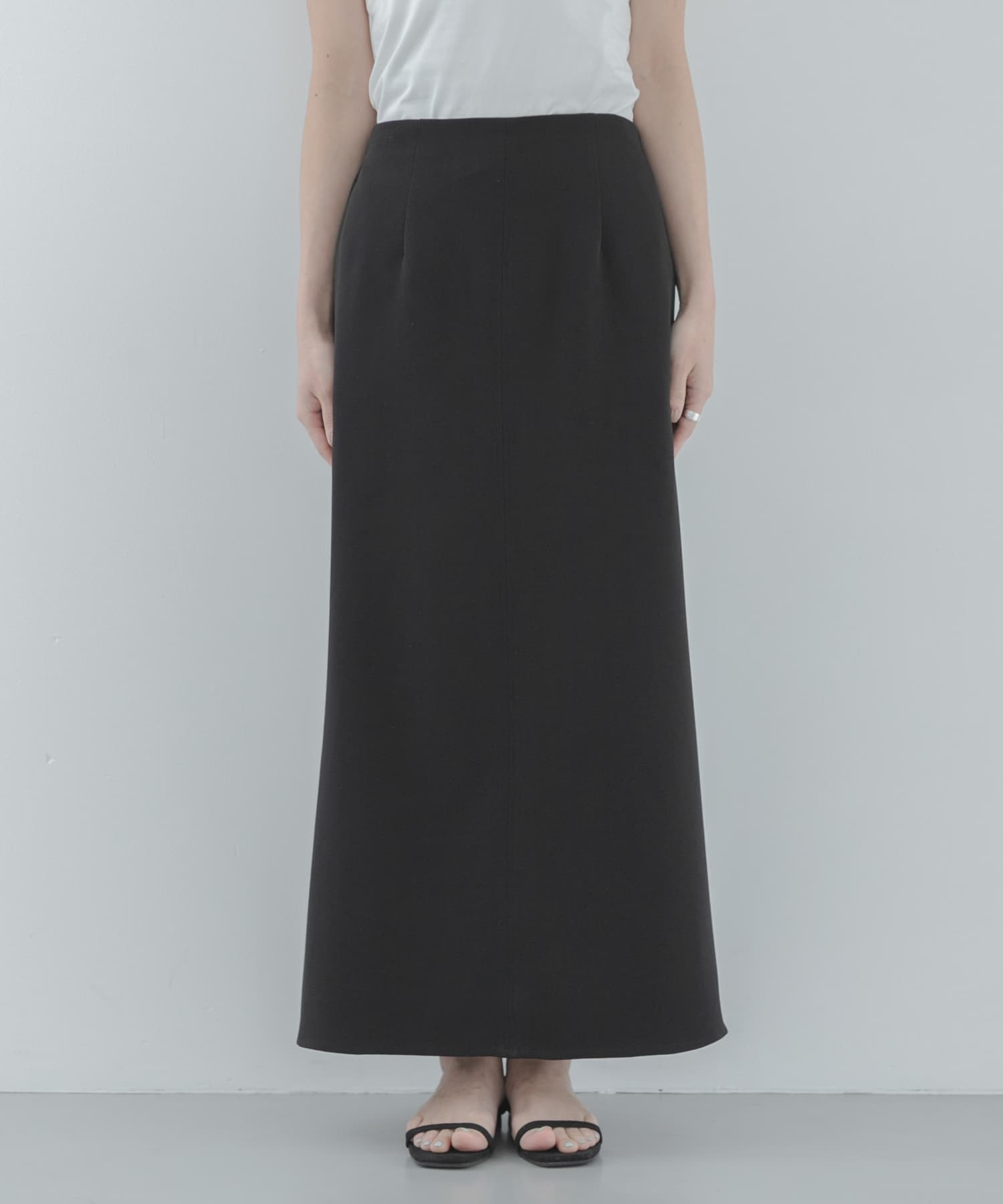 身長：167cm サイズ：38