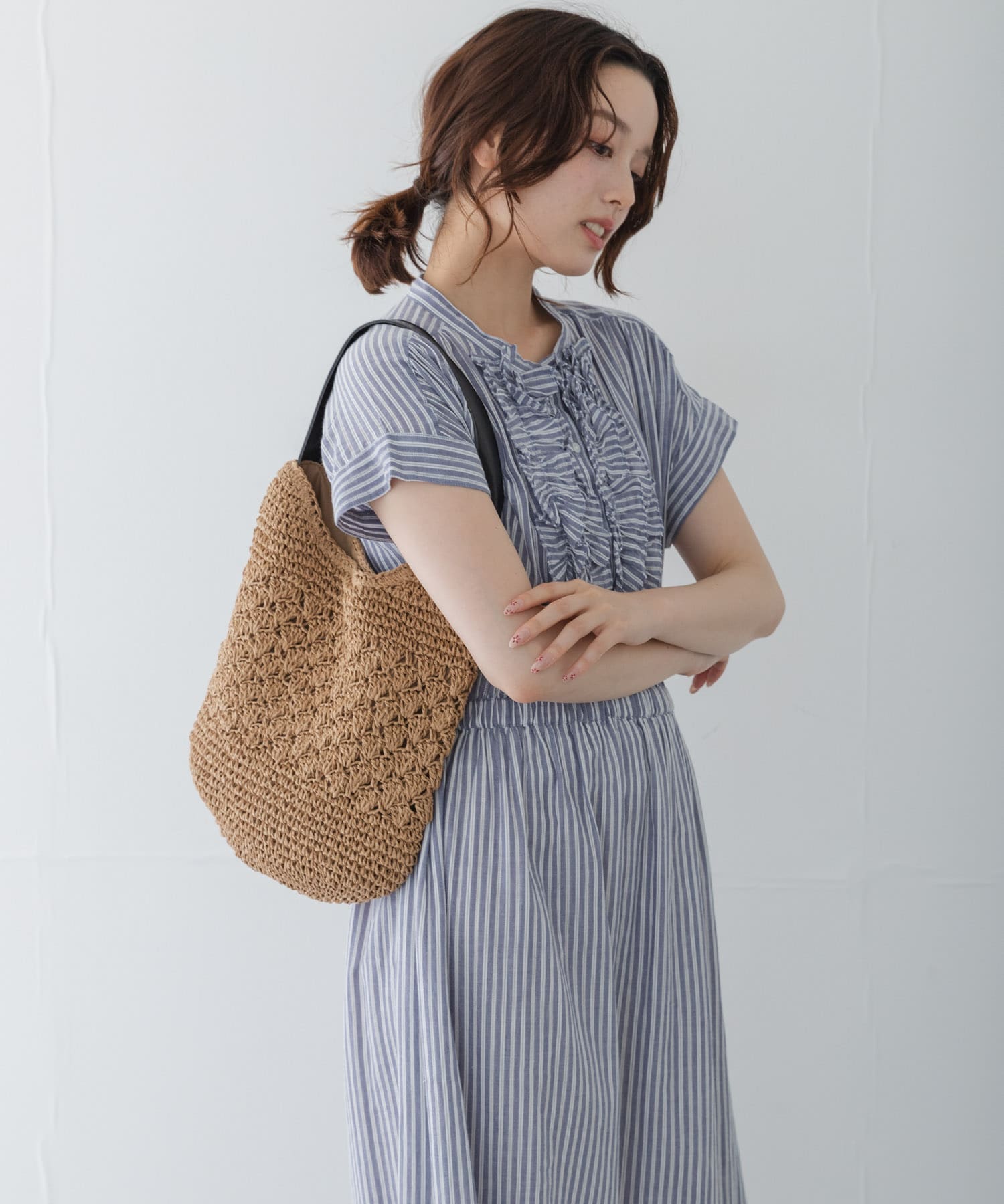 ブルー