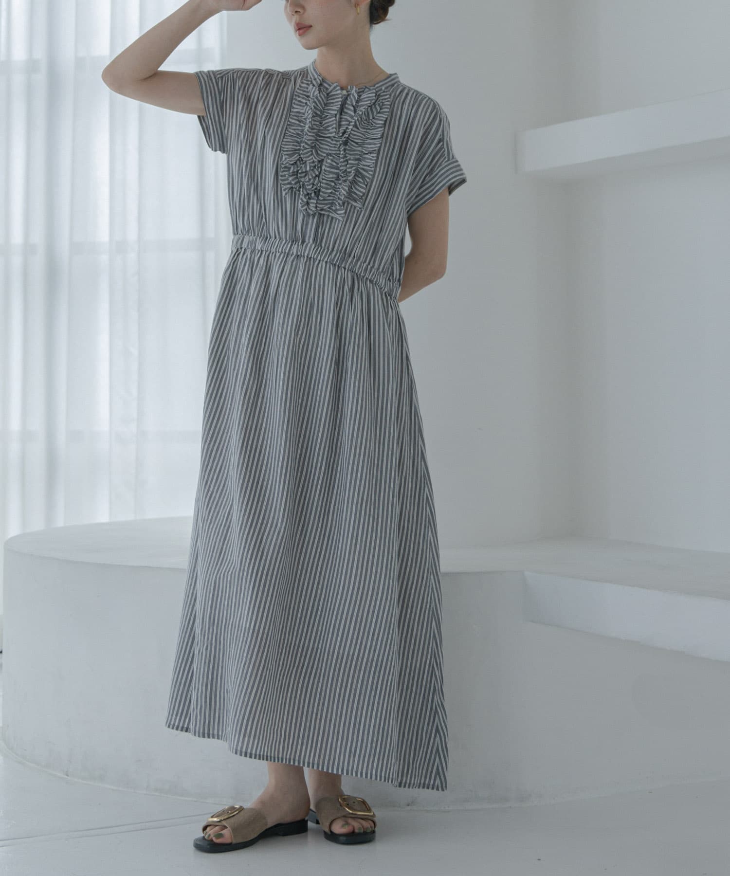 ドビーストライプフリルシャツワンピース