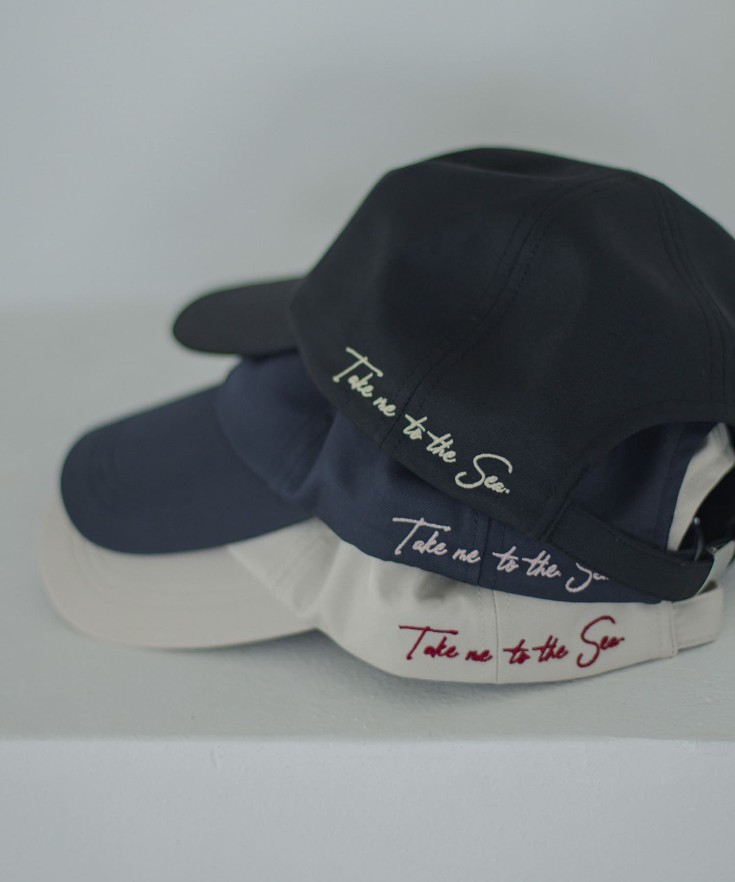 TAKE ME TO THE SEA CAP ブラック One