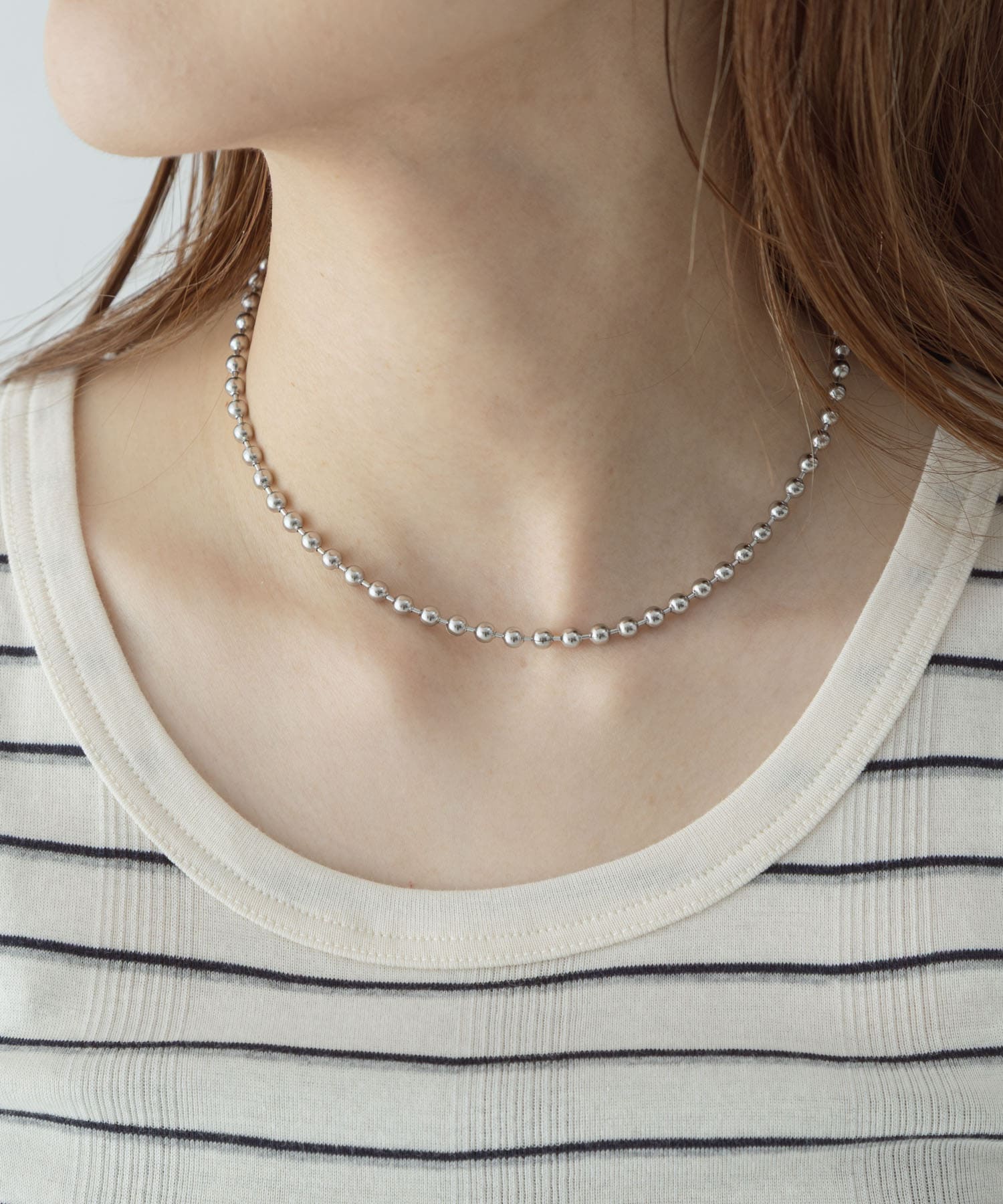 ボールチェーンネックレス