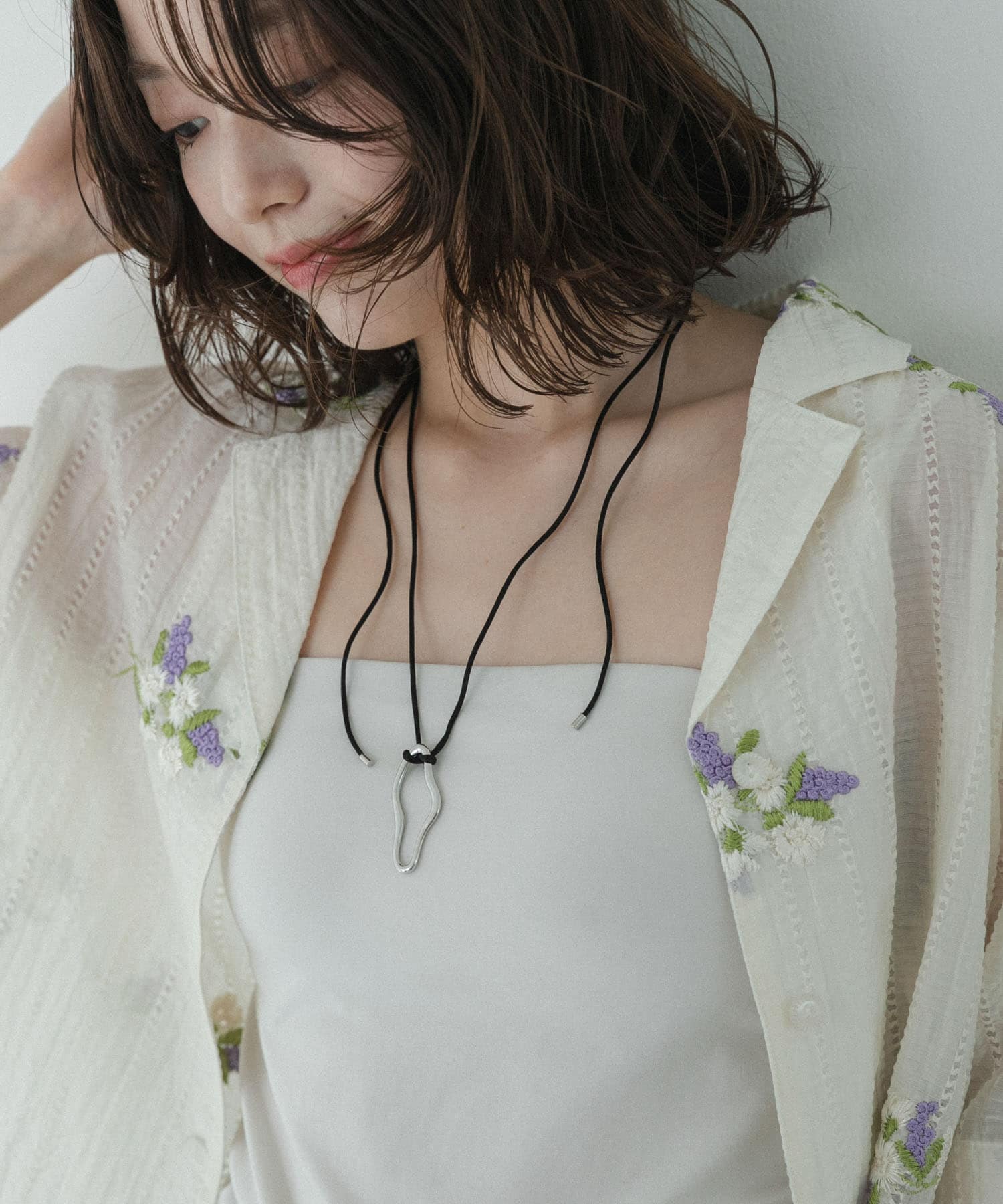 日本製ニュアンスモチーフコードネックレス