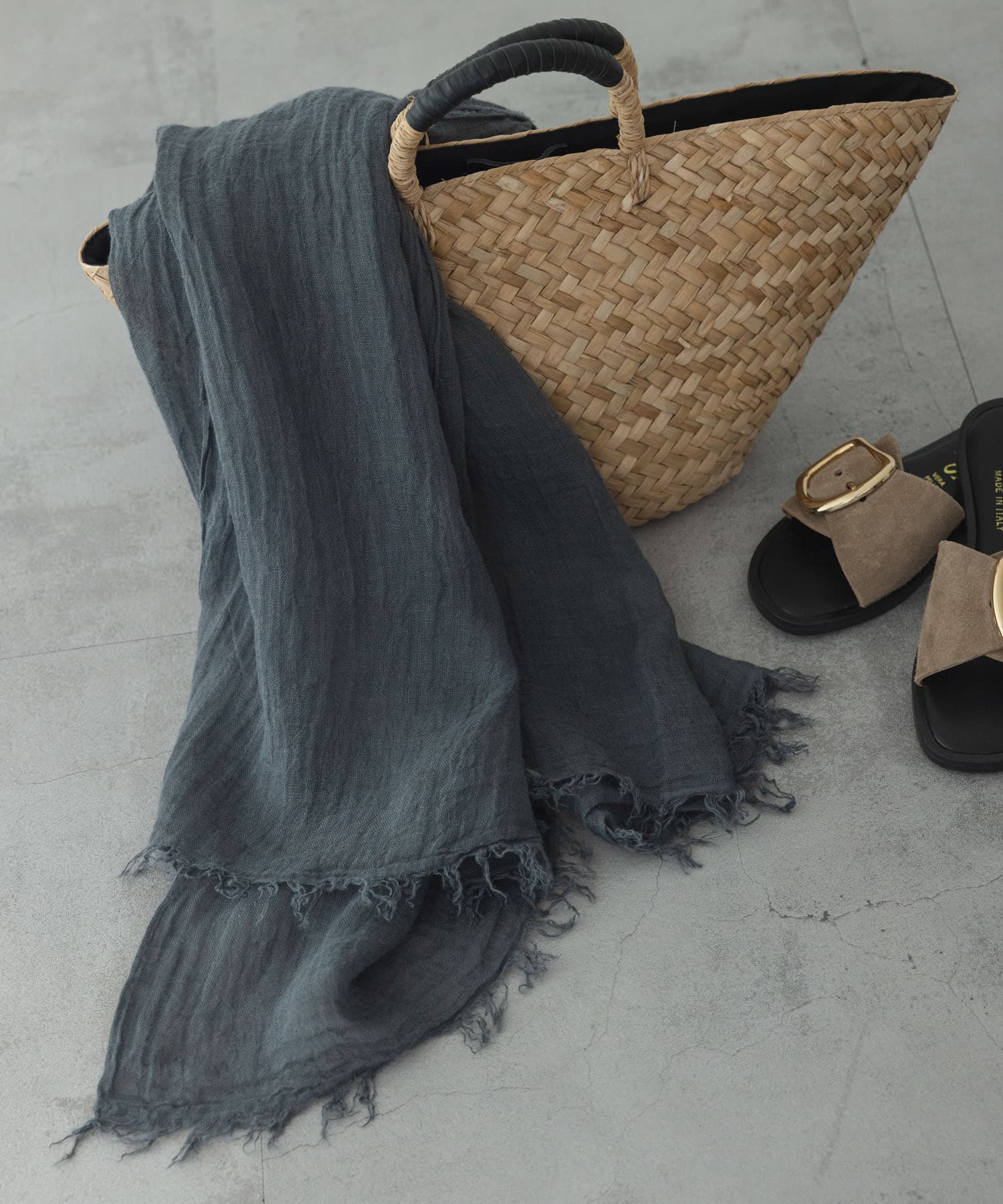 イタリア製リネンストール グレー One
