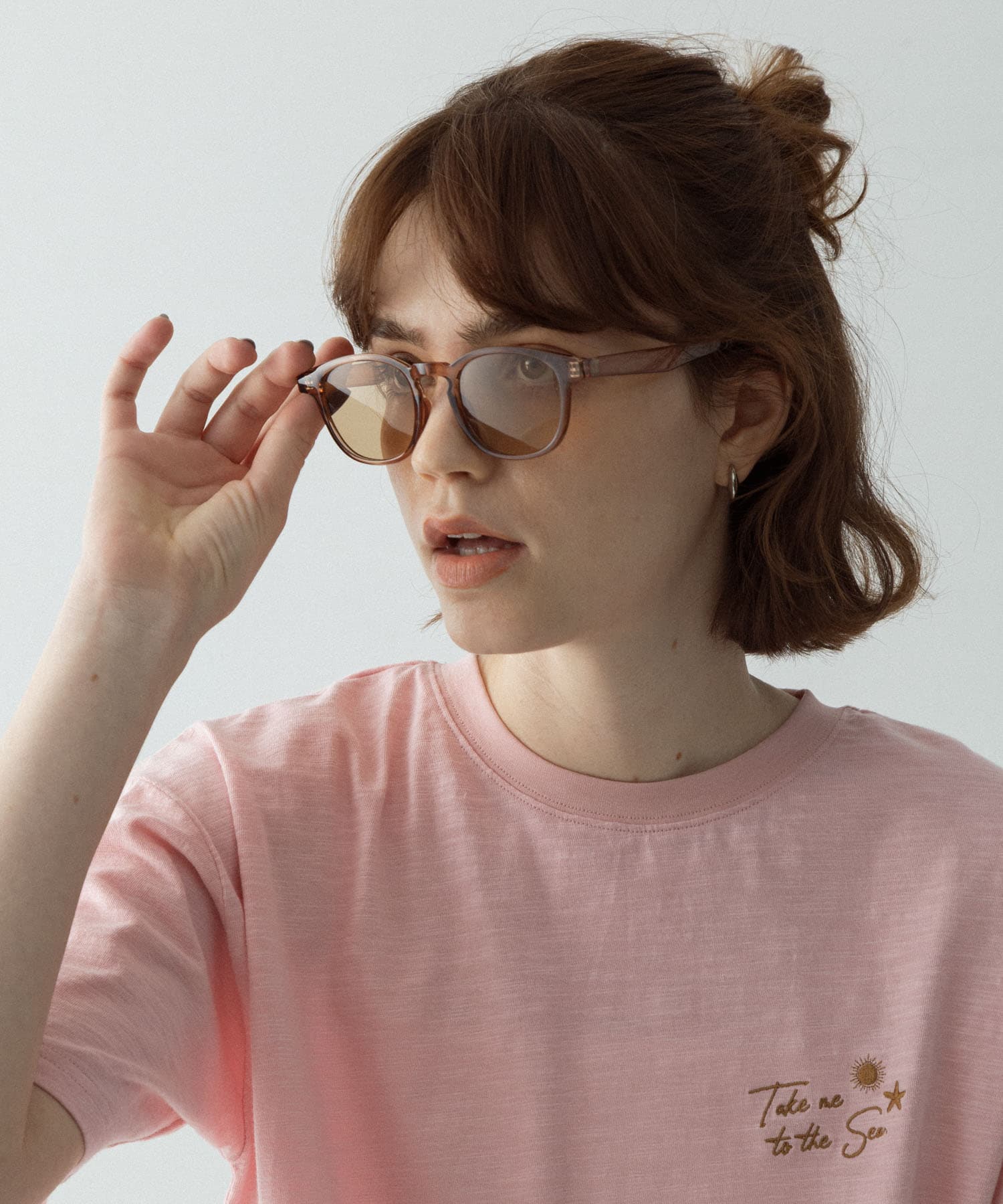 ライトブラウン