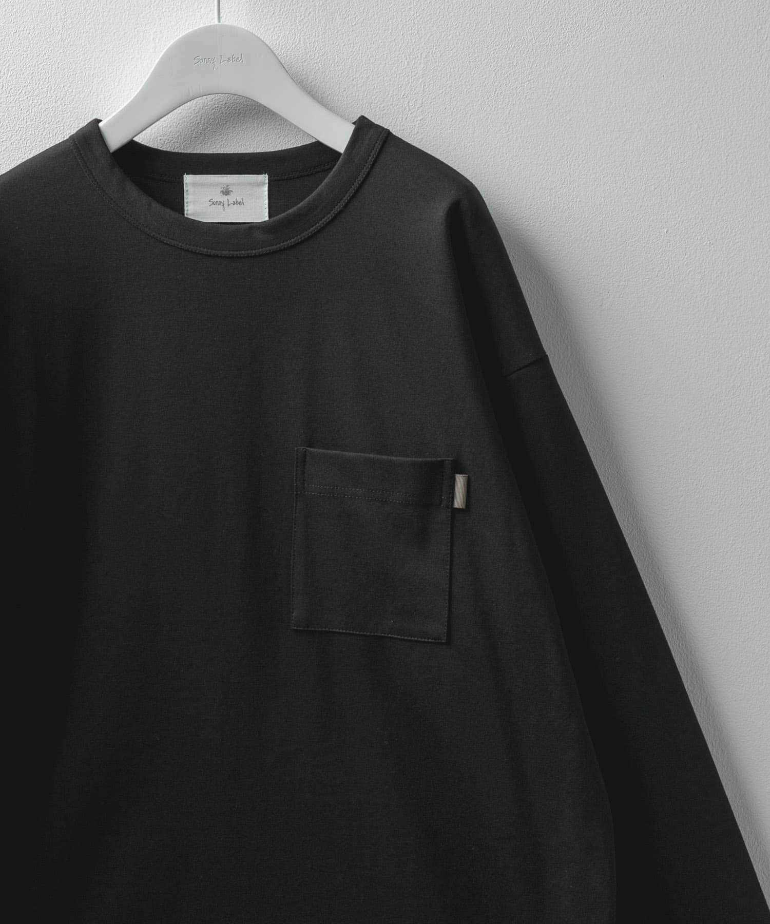 ポンチポケット付ロングスリーブTシャツ ブラック M