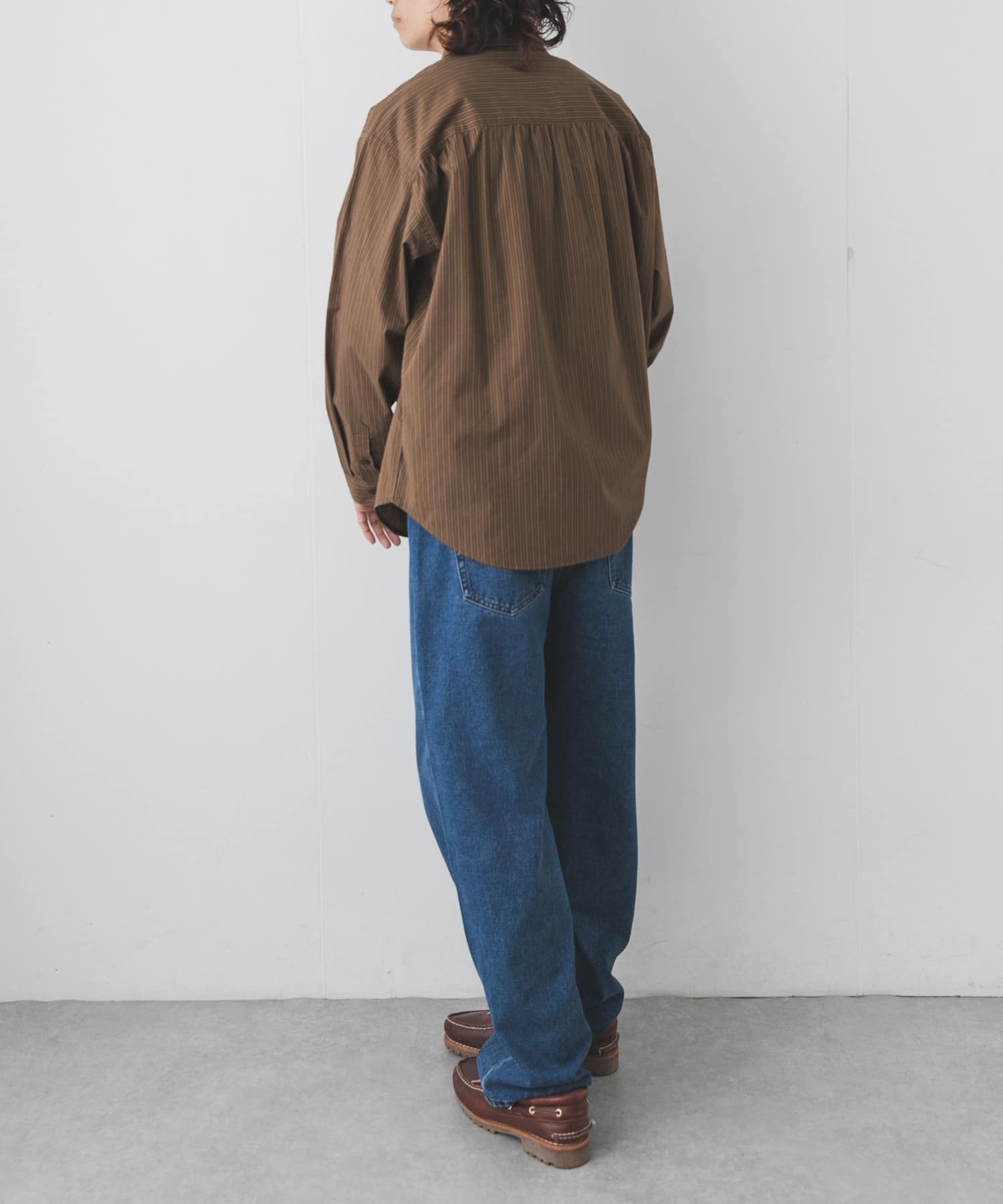 ストライプレギュラーカラーシャツ(M チャコール): トップス｜URBAN