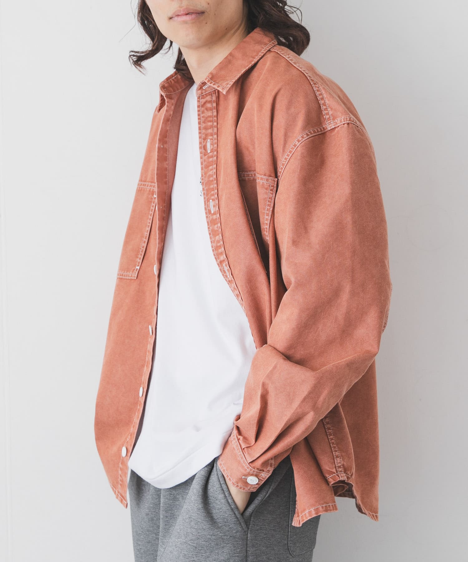 ピンク