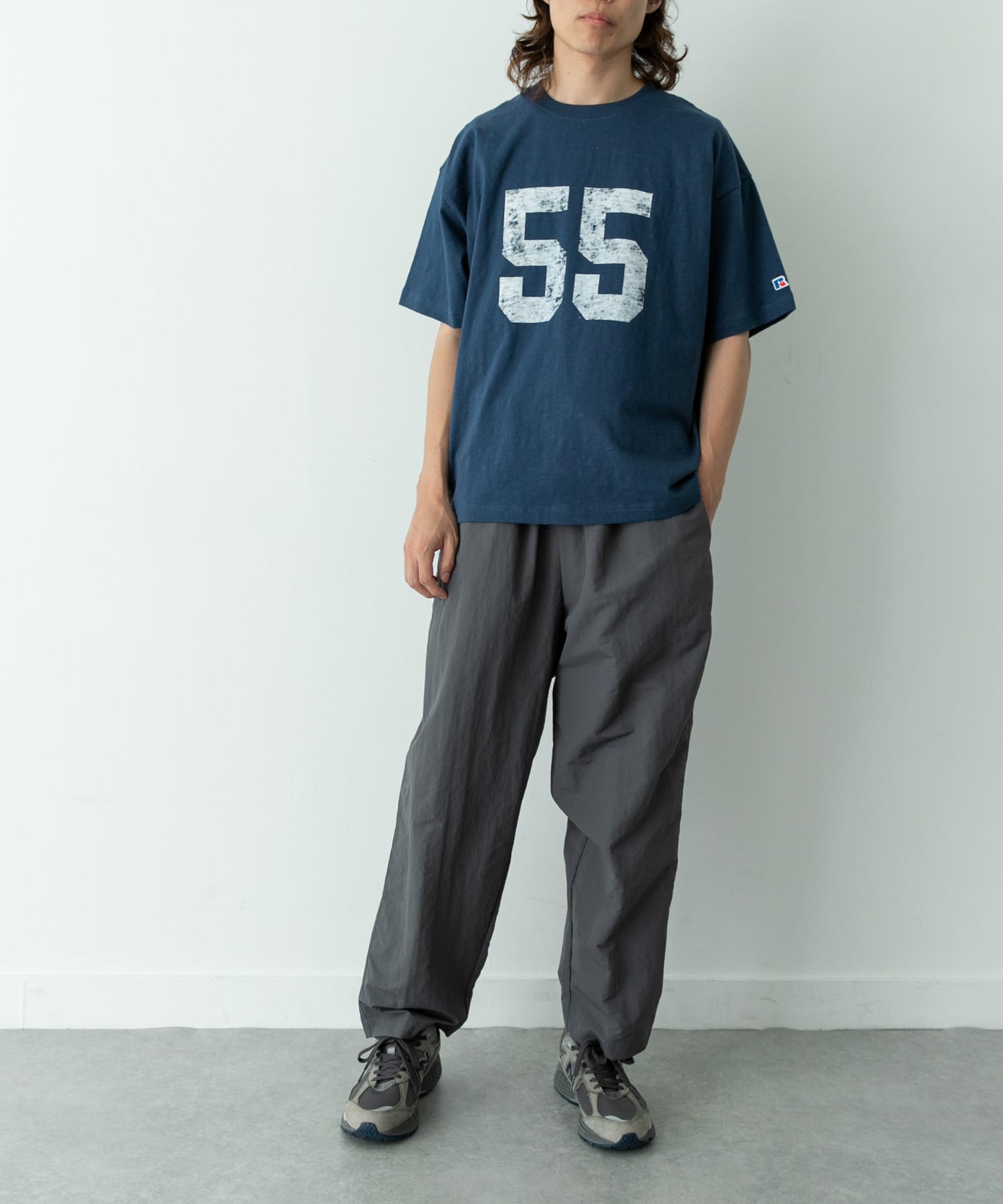 身長 : 179cm 体重 : 63kg 着用サイズ : L