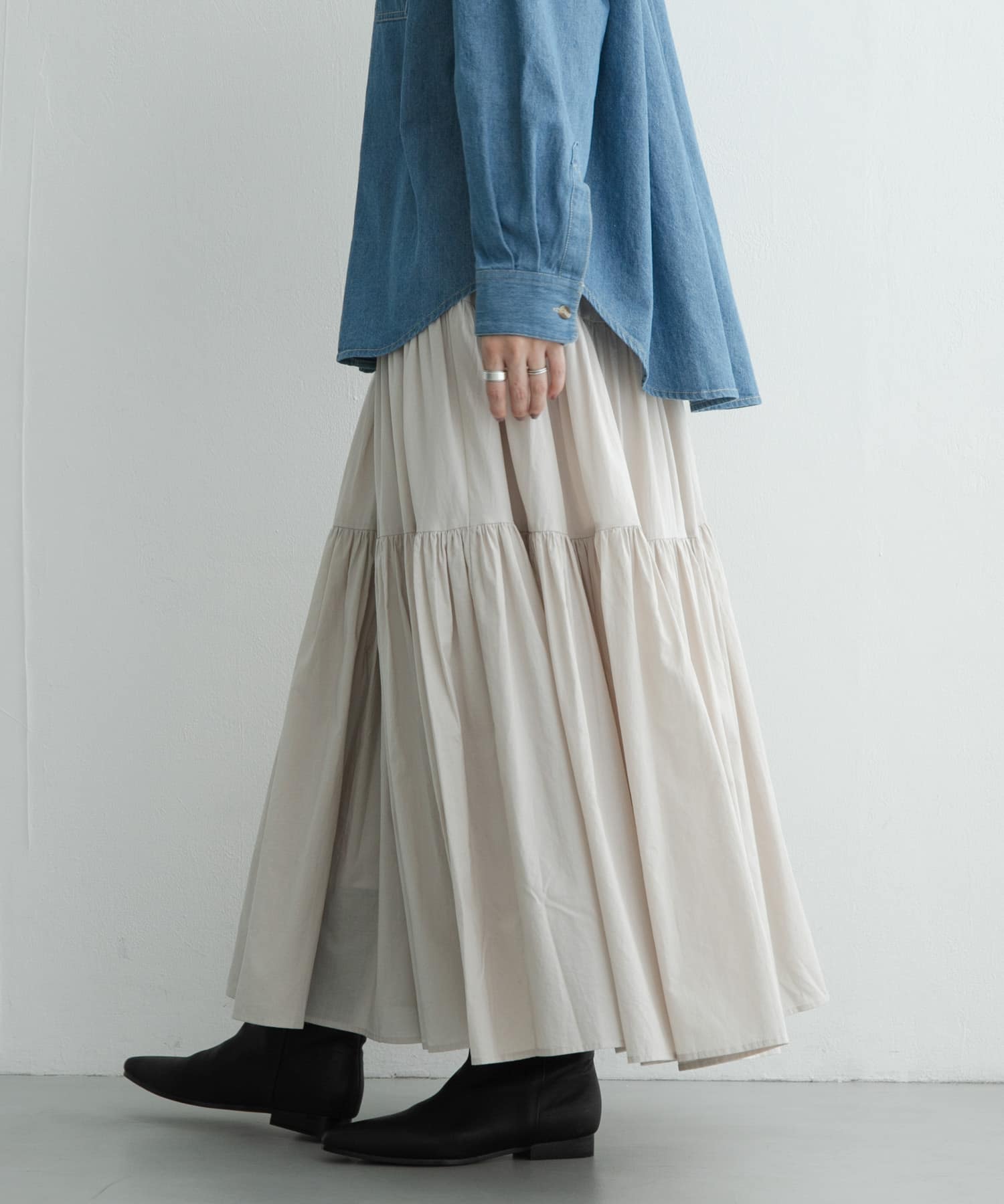 グレージュ