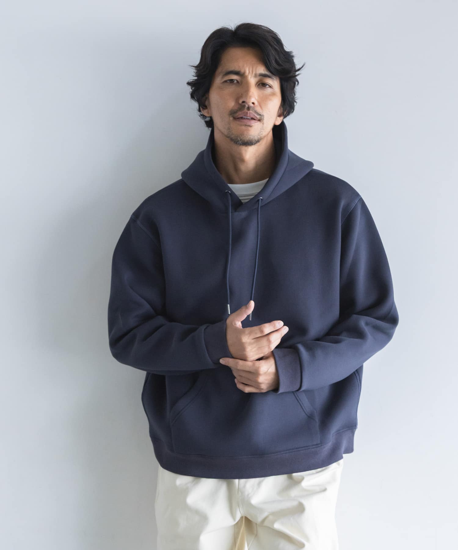 ネイビー