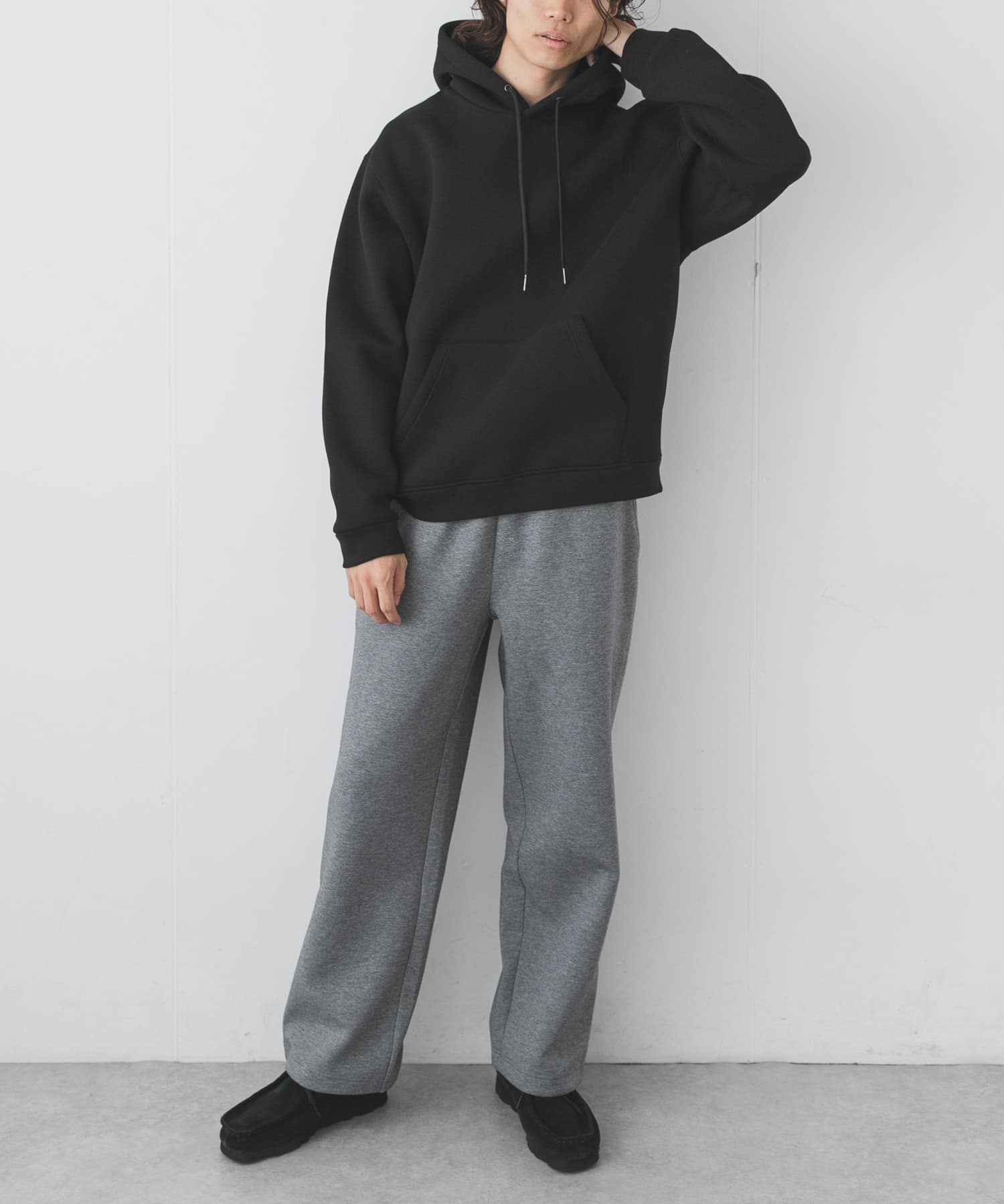 身長：179cm 体重：63kg サイズ：L