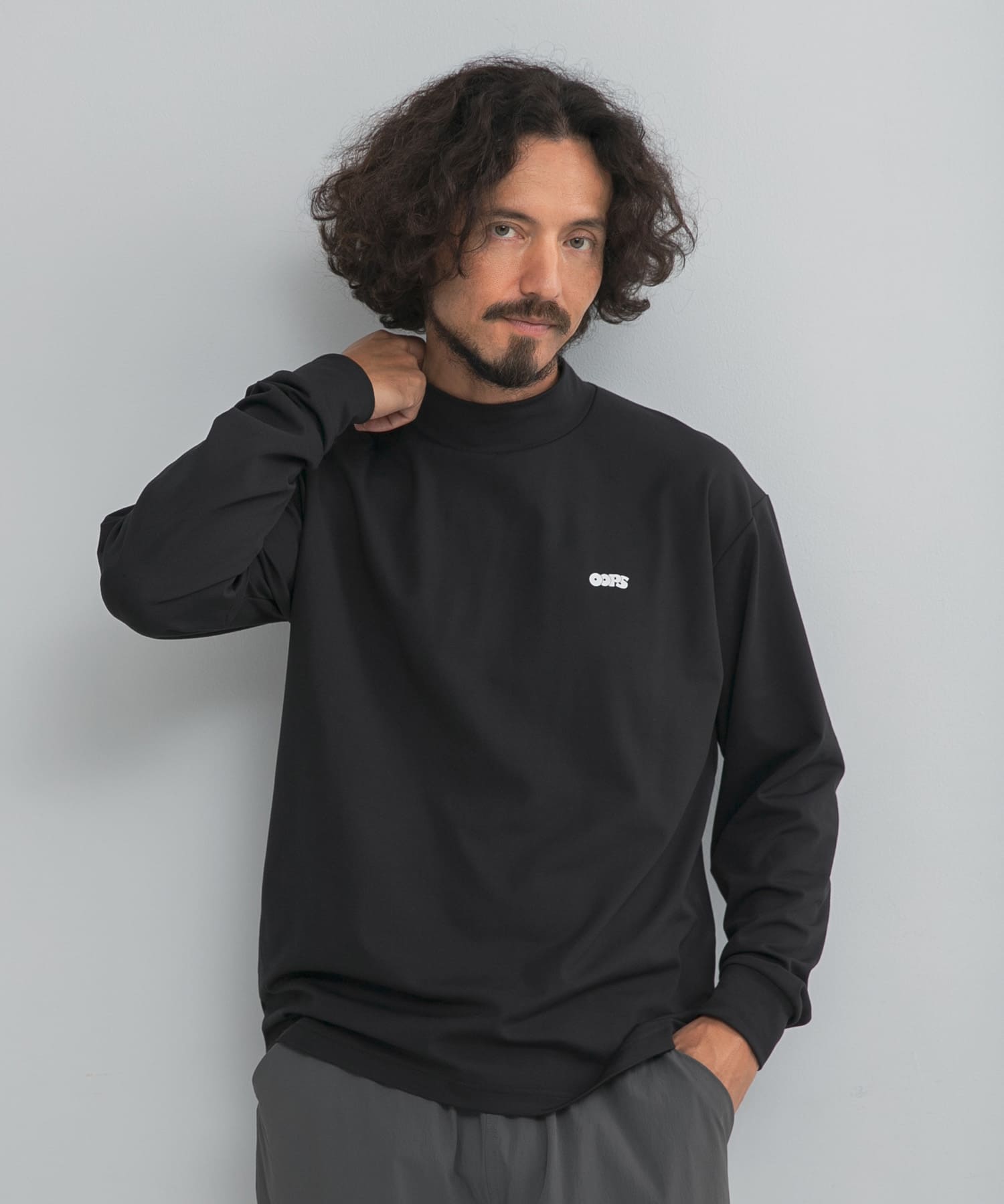 OOPS モックネックロンTシャツ(M OFF): トップス｜URBAN RESEARCH公式