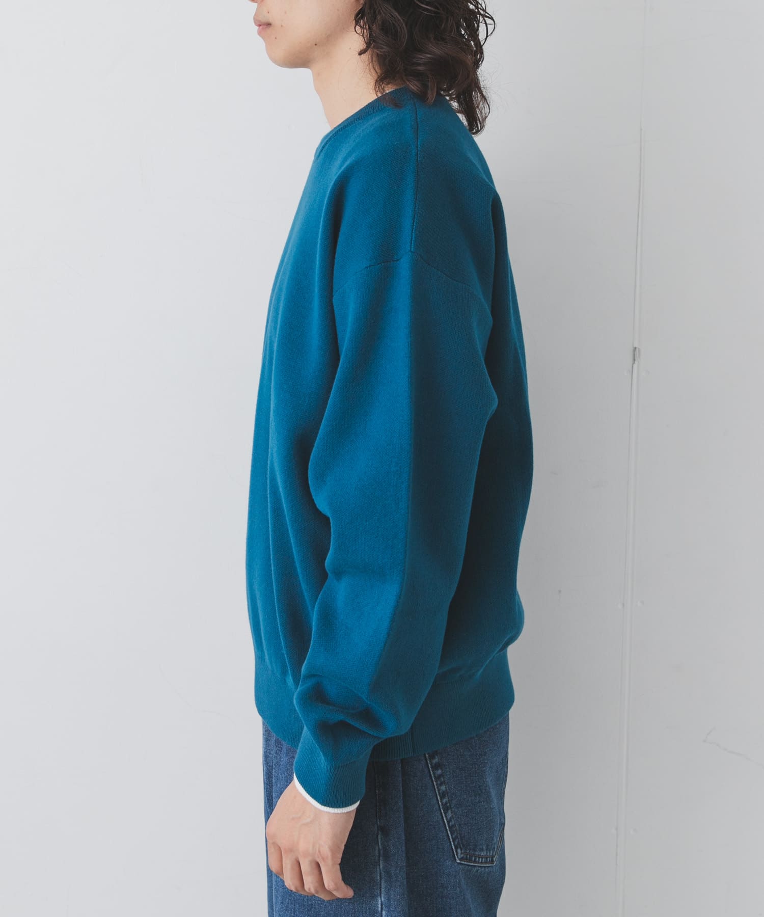 ブルー