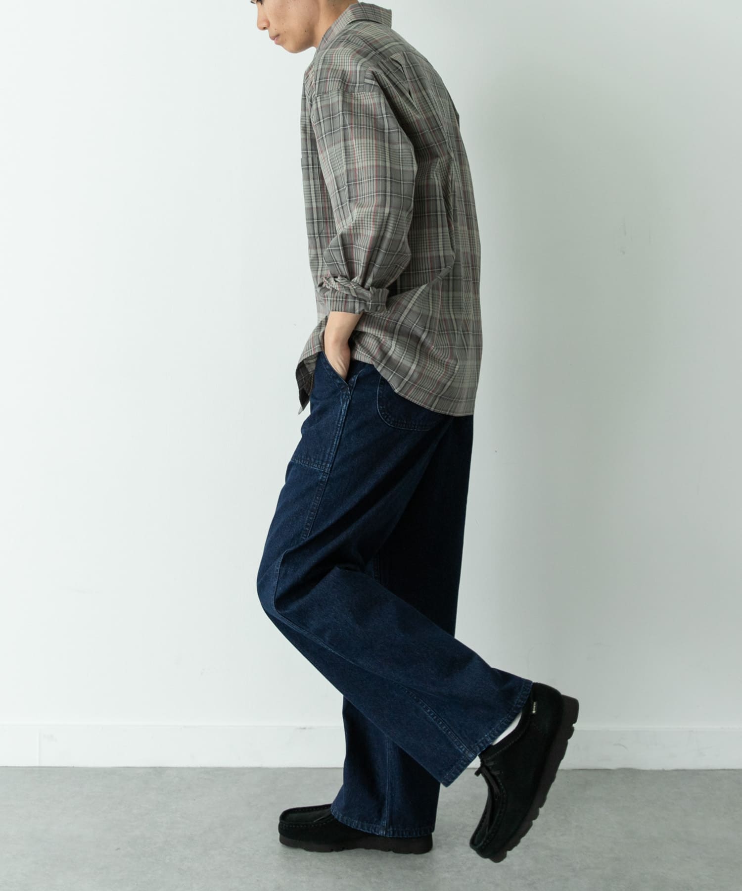 身長 : 179cm 体重 : 63kg 着用サイズ : L