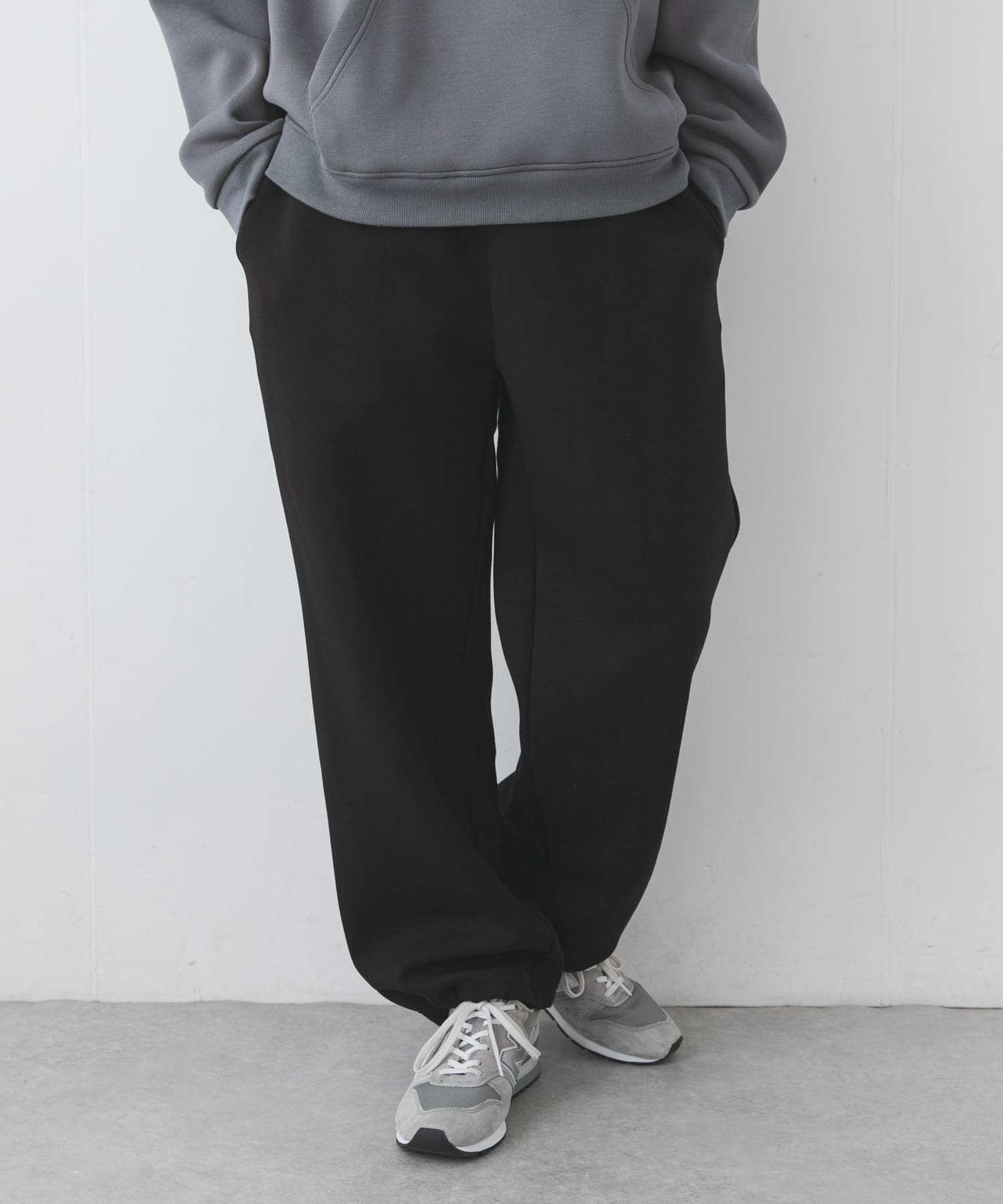 身長：179cm 体重：63kg サイズ：L