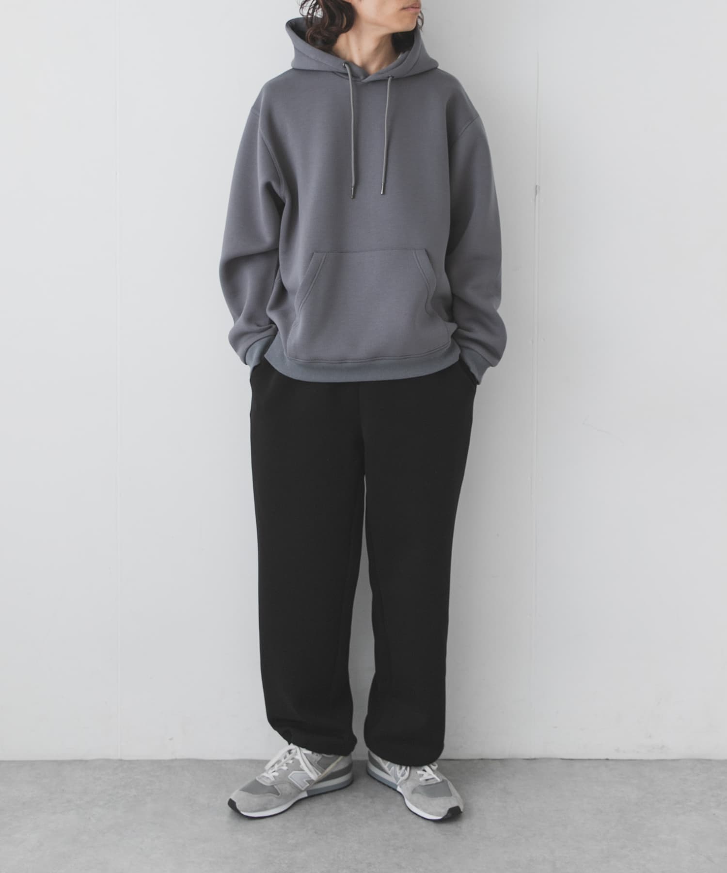 身長：179cm 体重：63kg サイズ：L