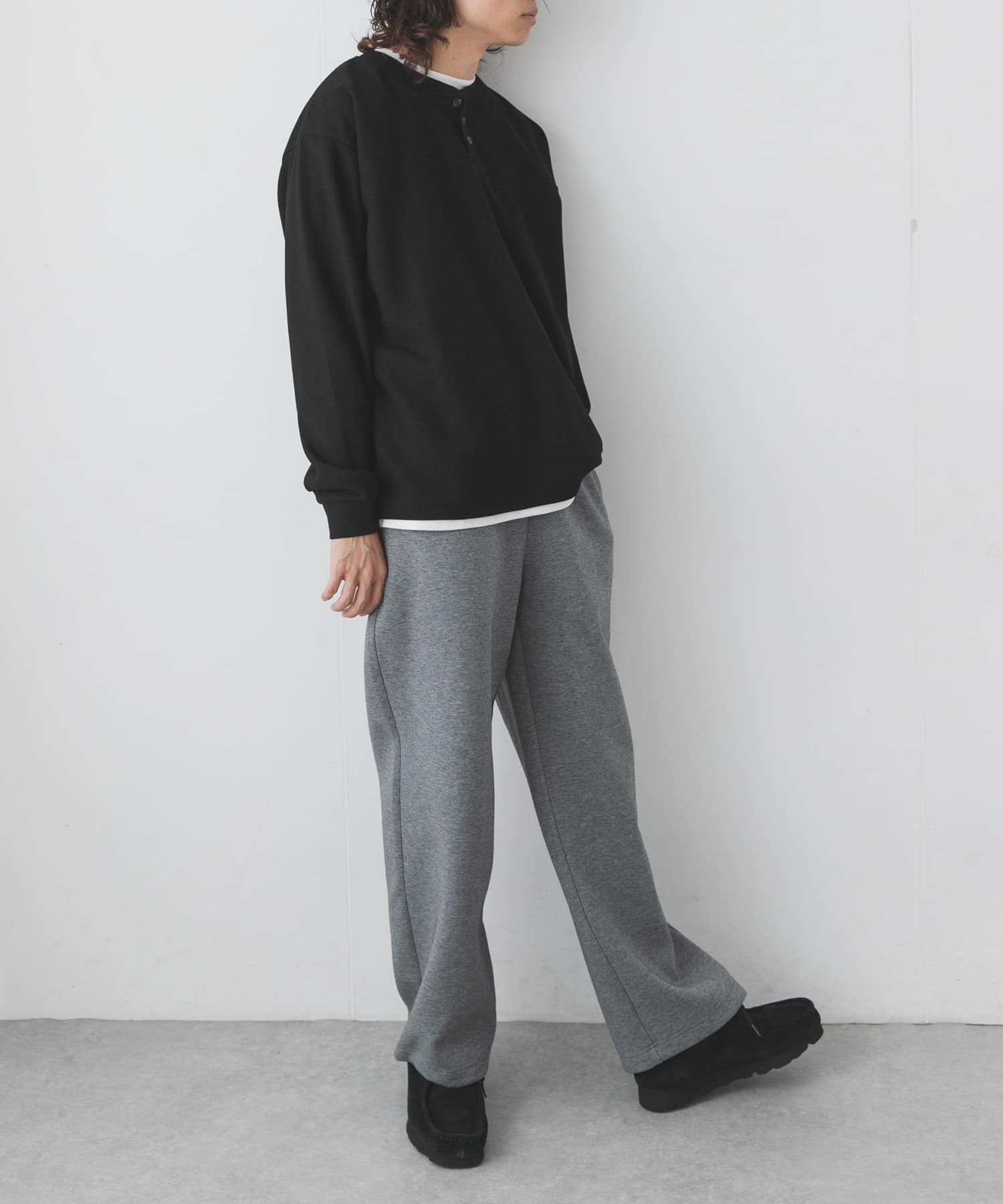 身長：179cm 体重：63kg サイズ：L