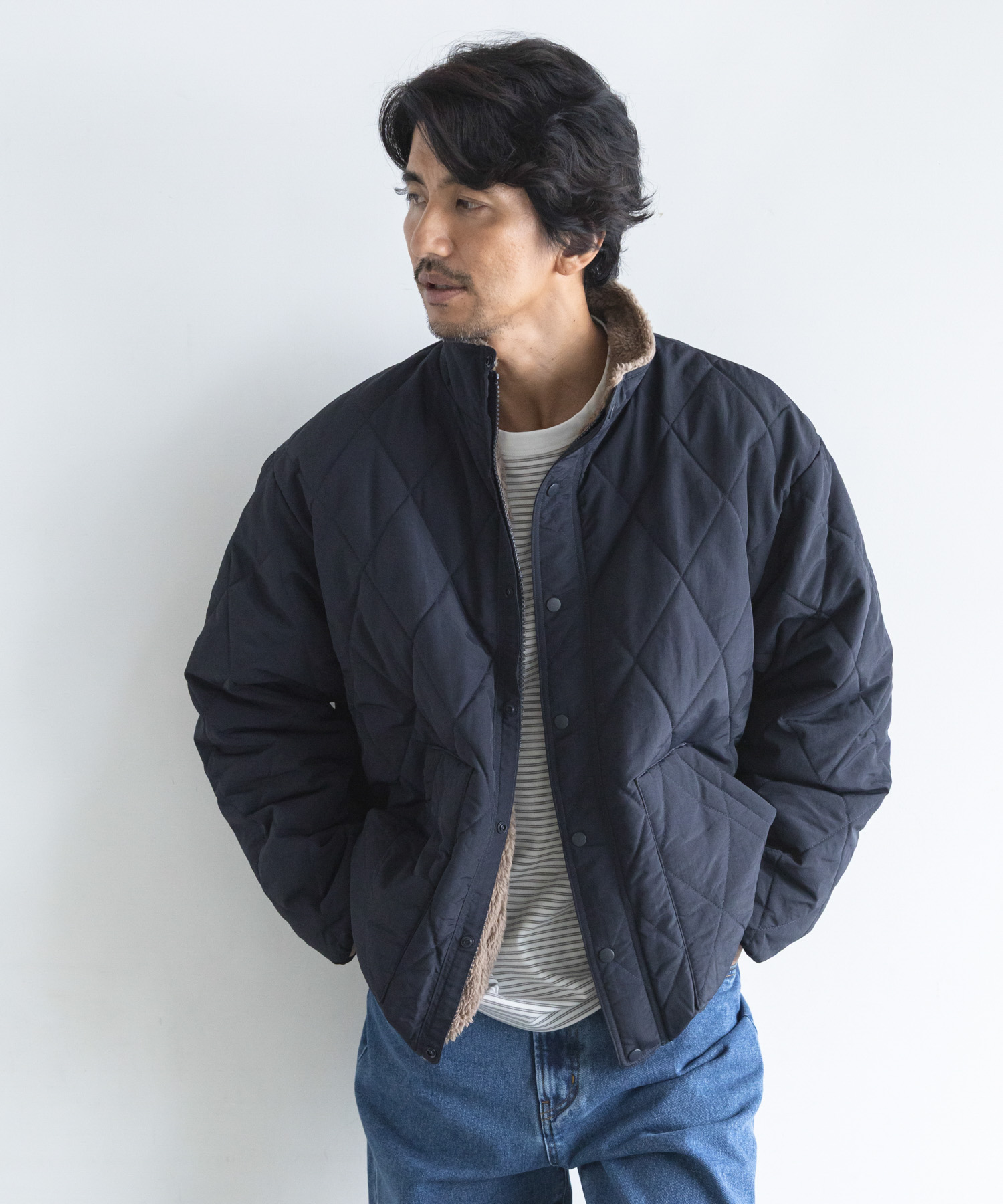 ネイビー