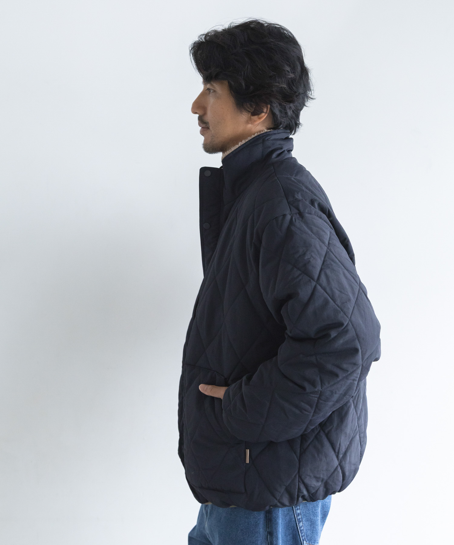 ネイビー