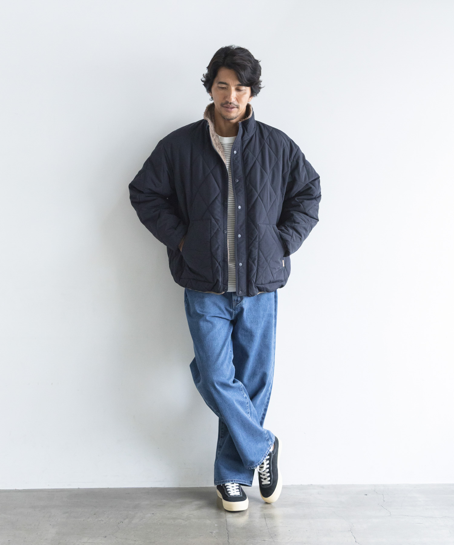 ネイビー