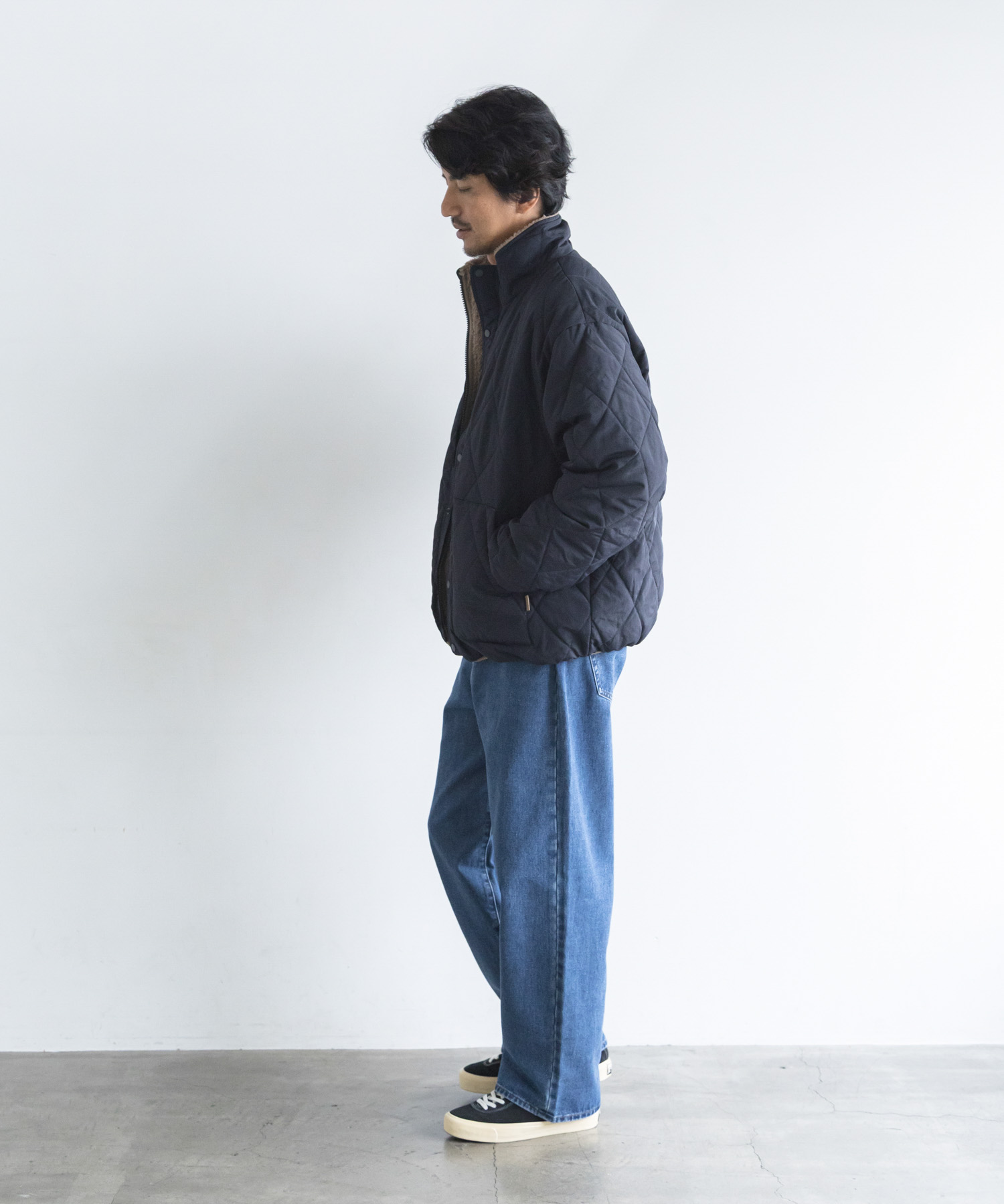 ネイビー