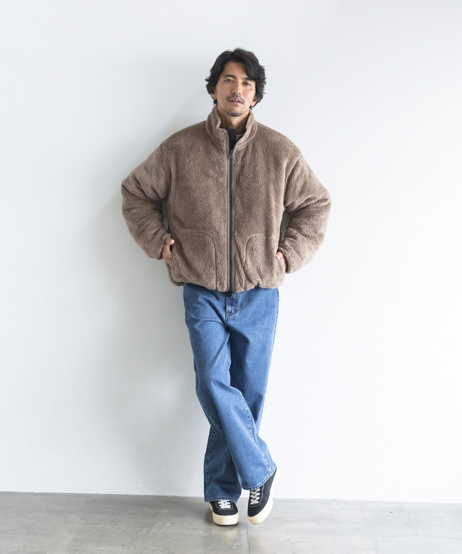 ネイビー