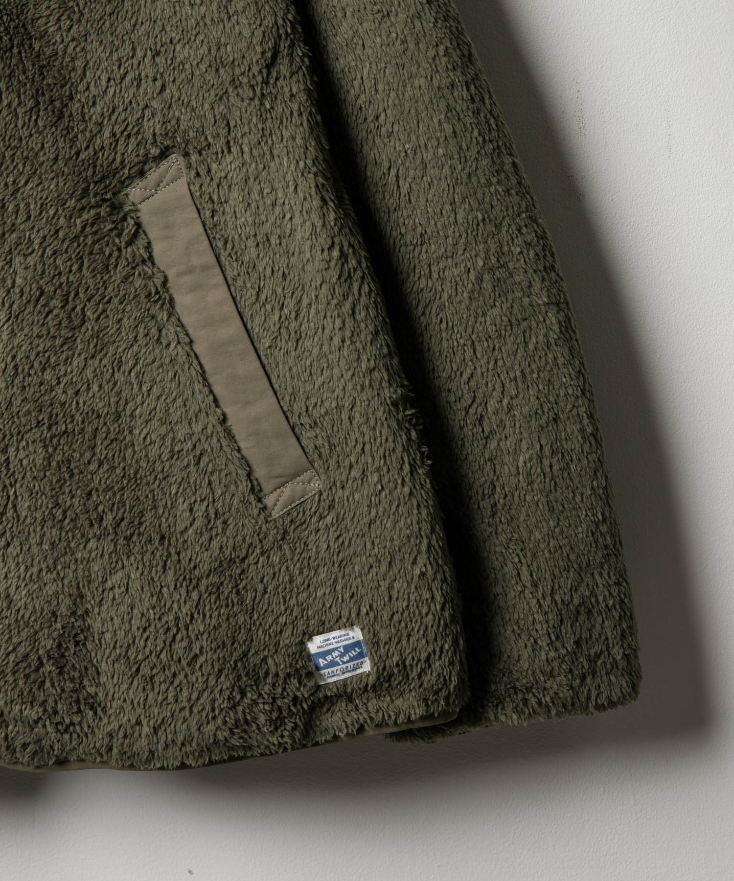 KHAKI