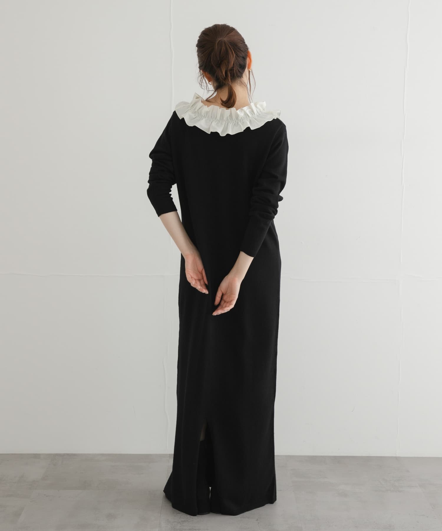 ブラック