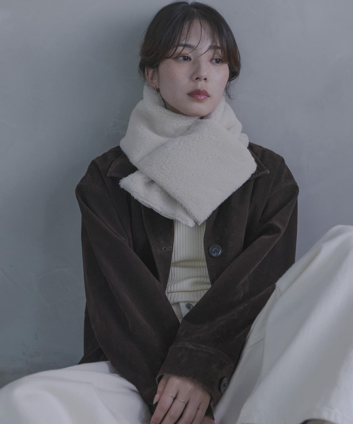 リバーシブルダウンマフラー(One オフ): ファッション雑貨｜URBAN