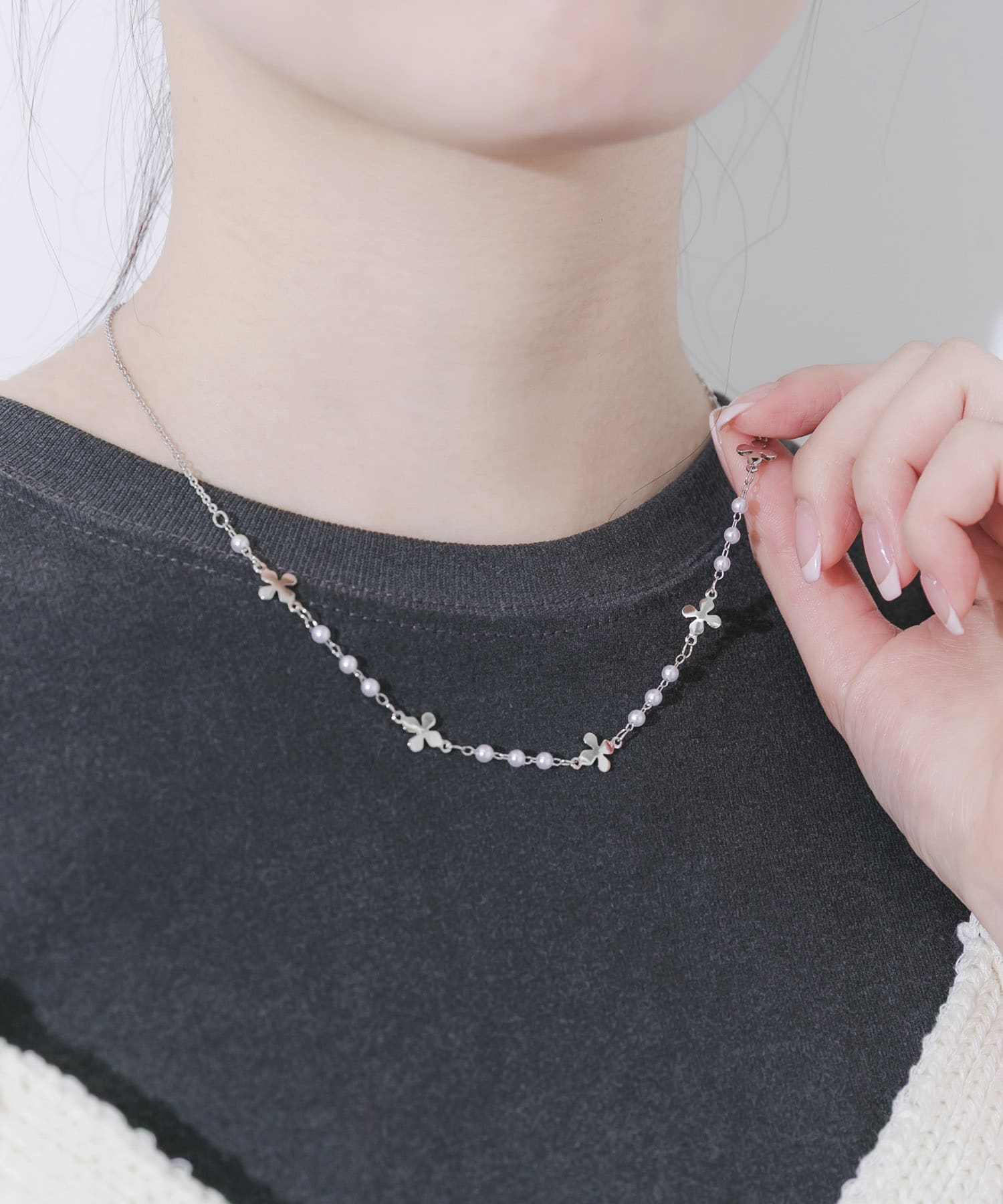 フラワーモチーフパールネックレス(- SV/WH): アクセサリー｜URBAN