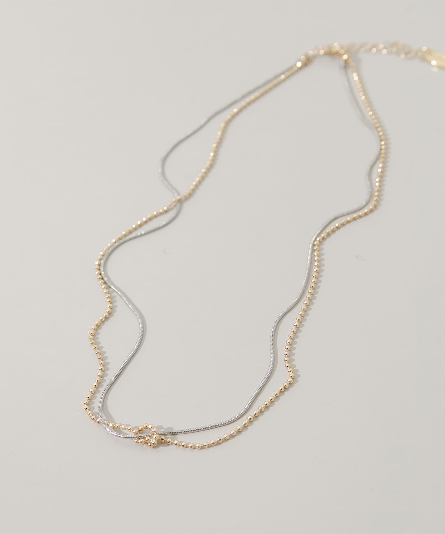 コンビチェーンノットレイヤードネックレス