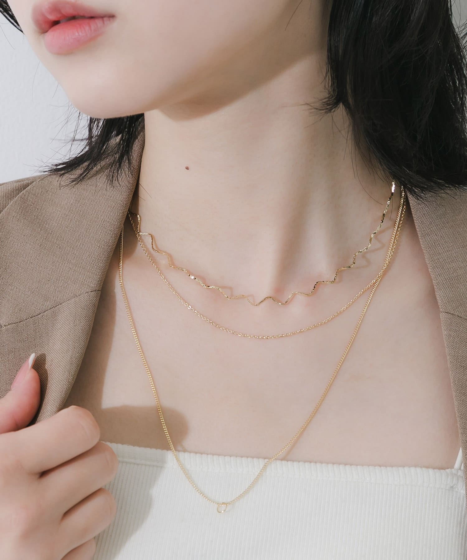 3チェーンレイヤードネックレス