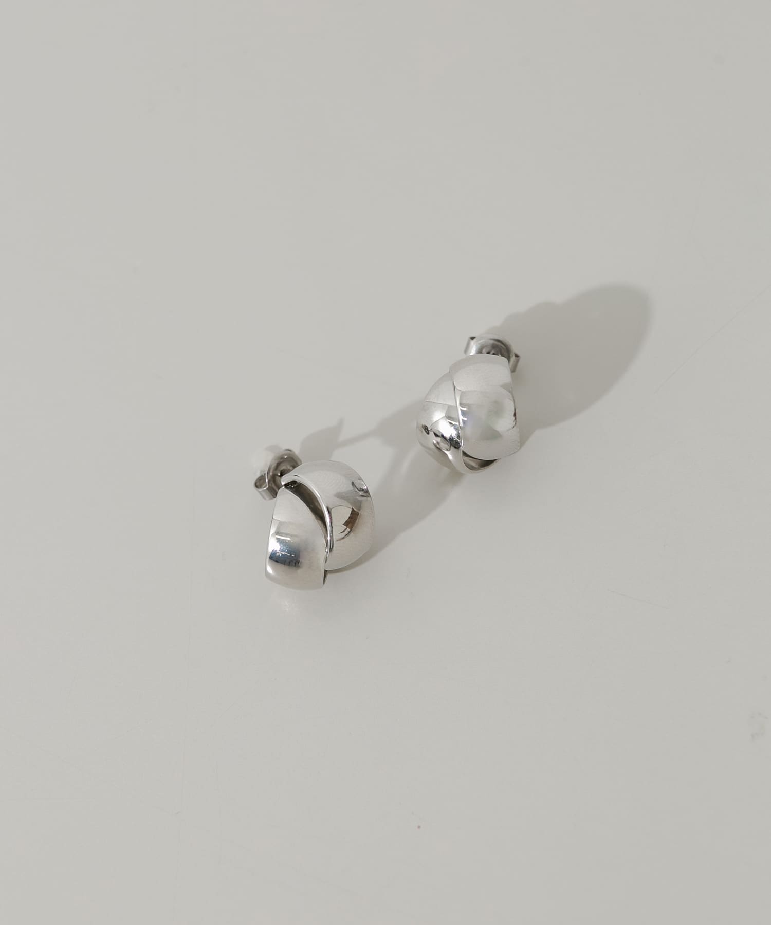 メタルツインカーブピアス SLV -