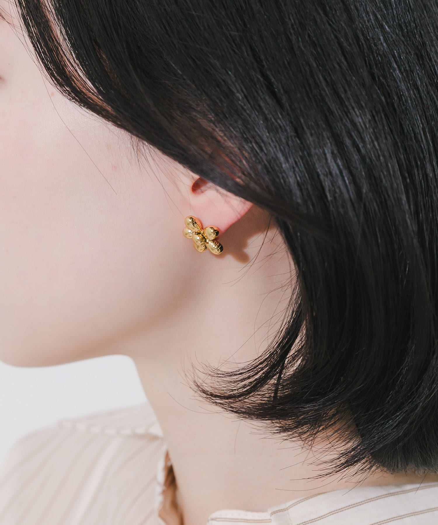 ステンレスプックリフラワーピアス GLD -