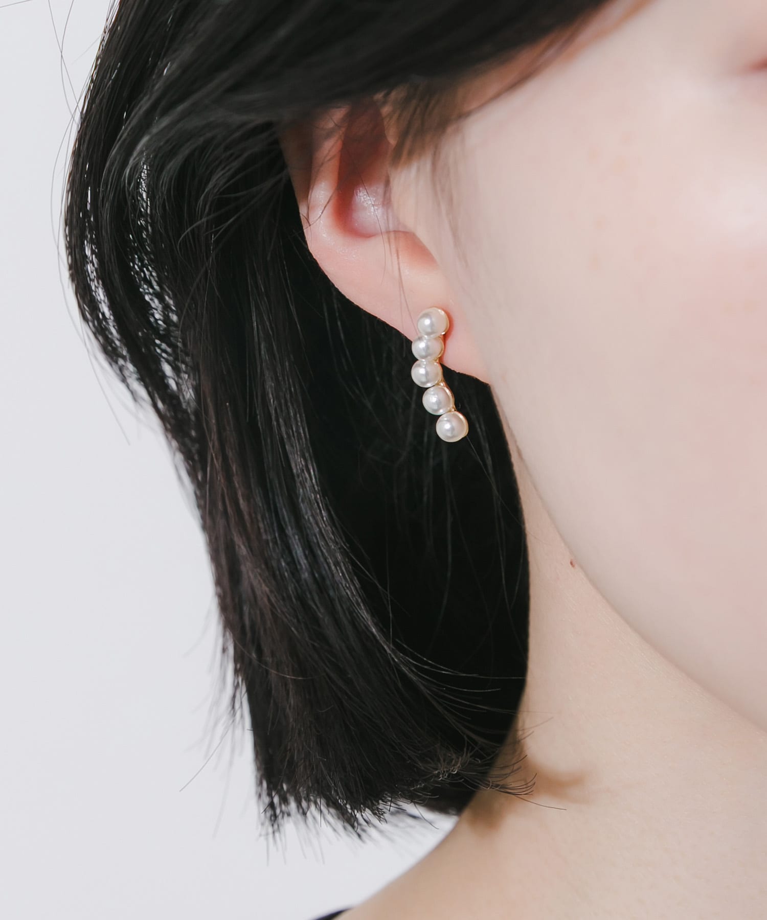 カーブラインパールピアス WH/GD -