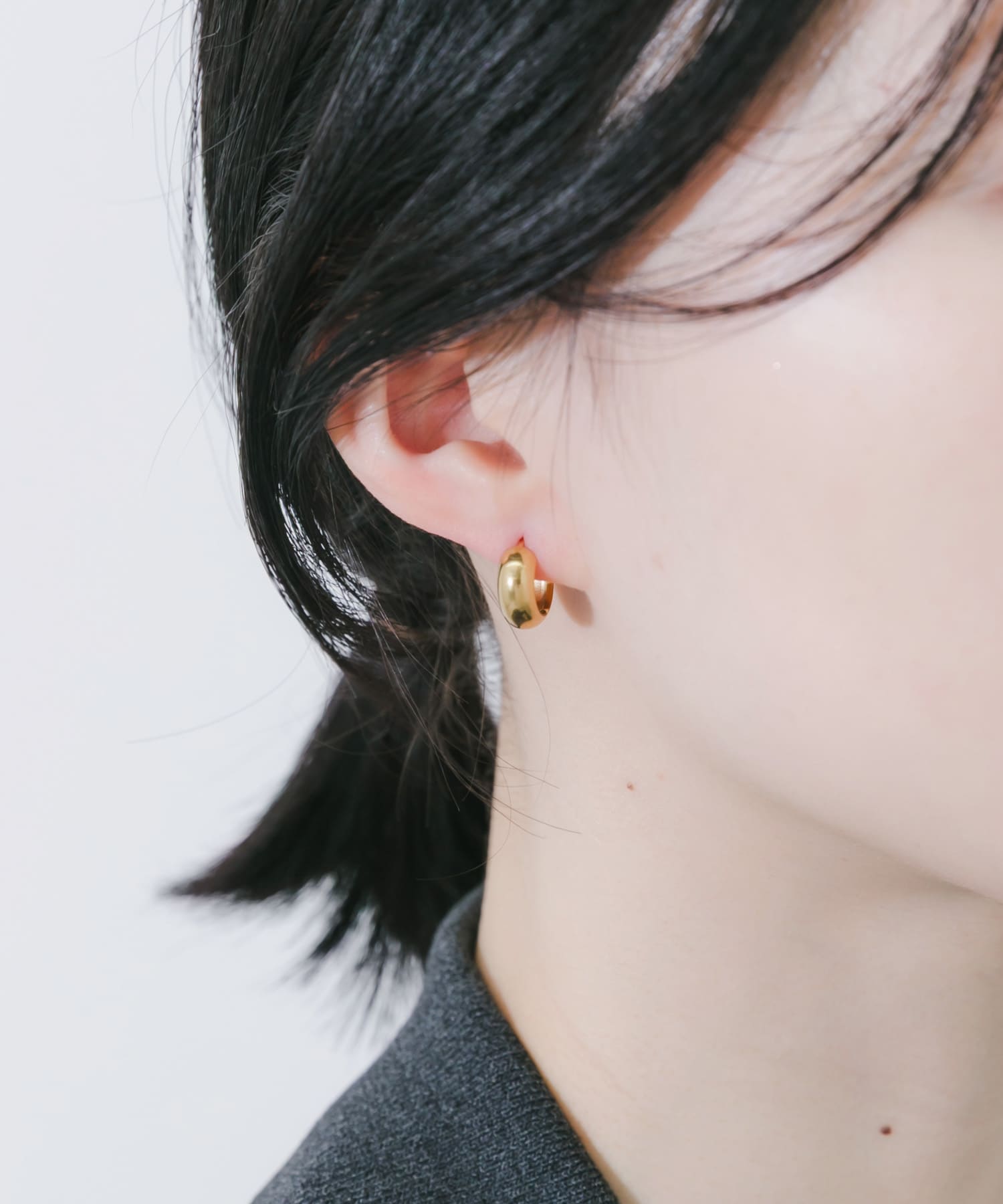 ステンレスプックリミニフープピアス GLD -