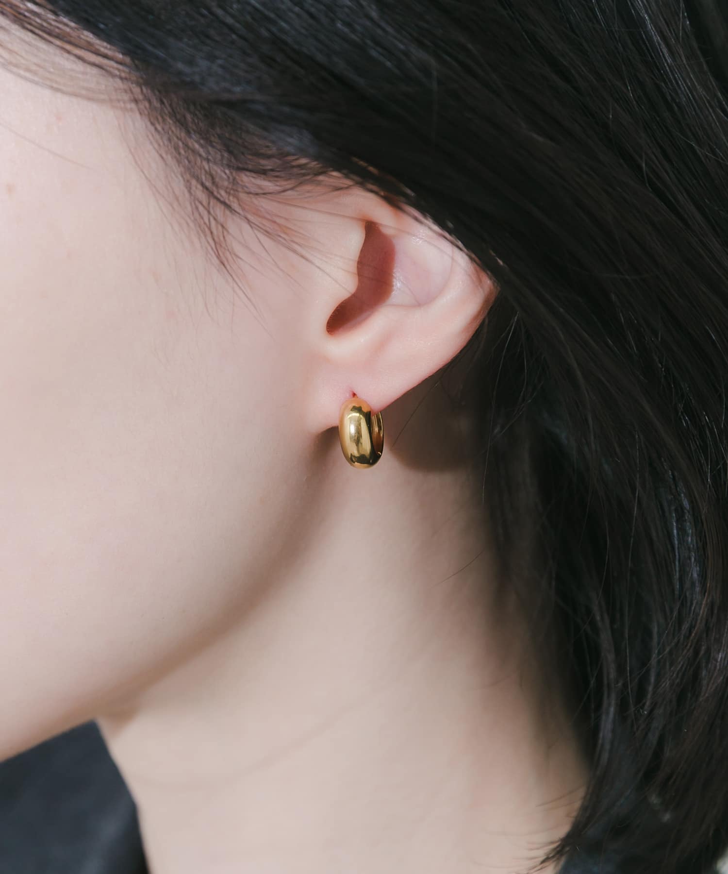 ステンレスプックリミニフープピアス GLD -