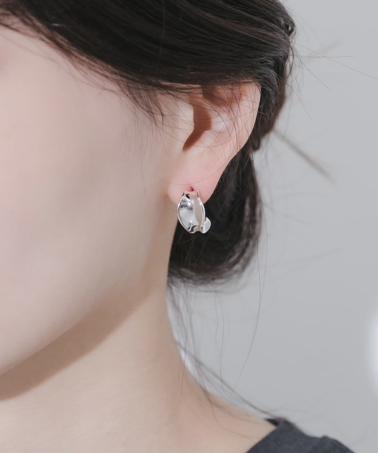 ニュアンスカーブピアス