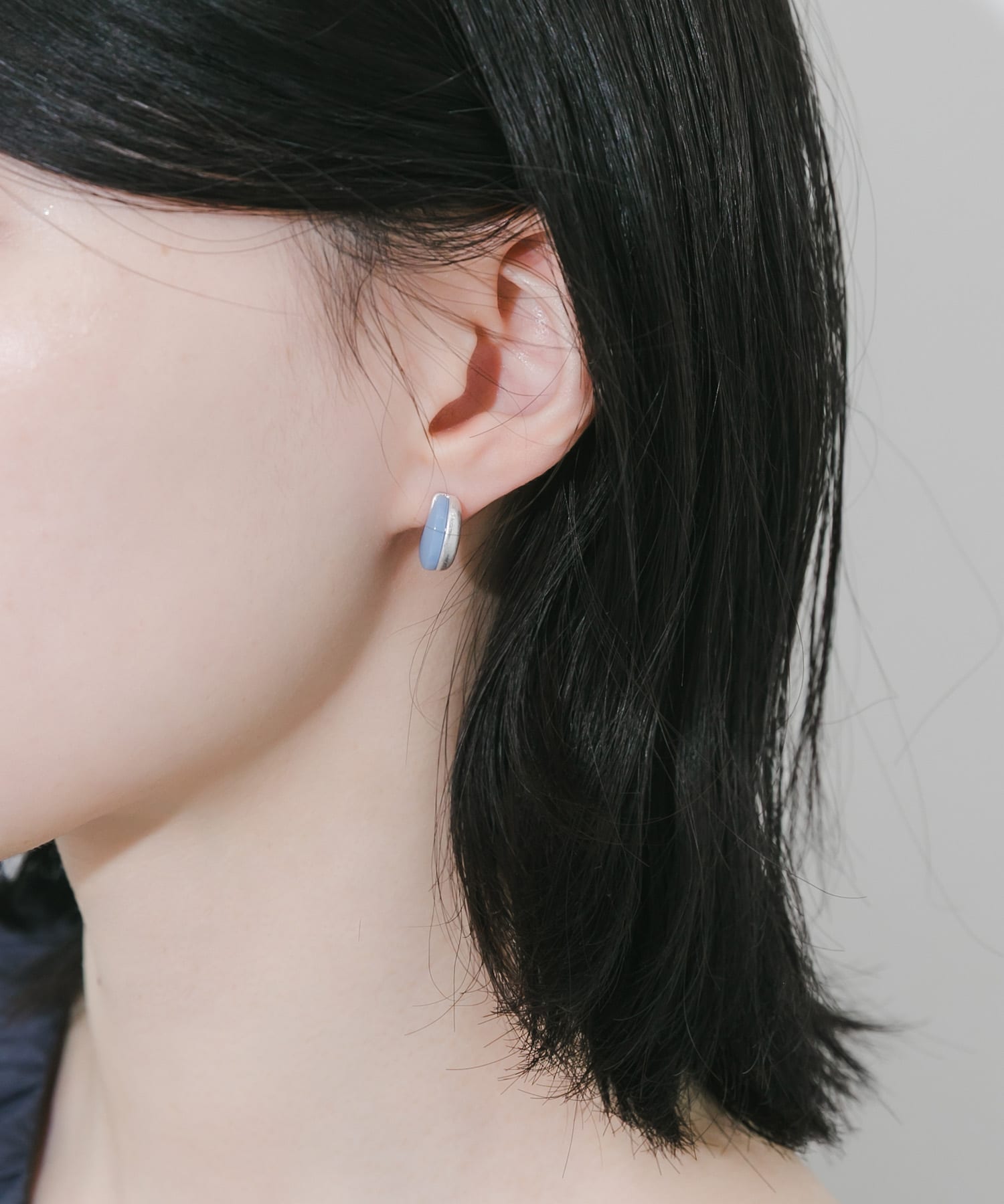 カラーメタルピアス BL/SV -