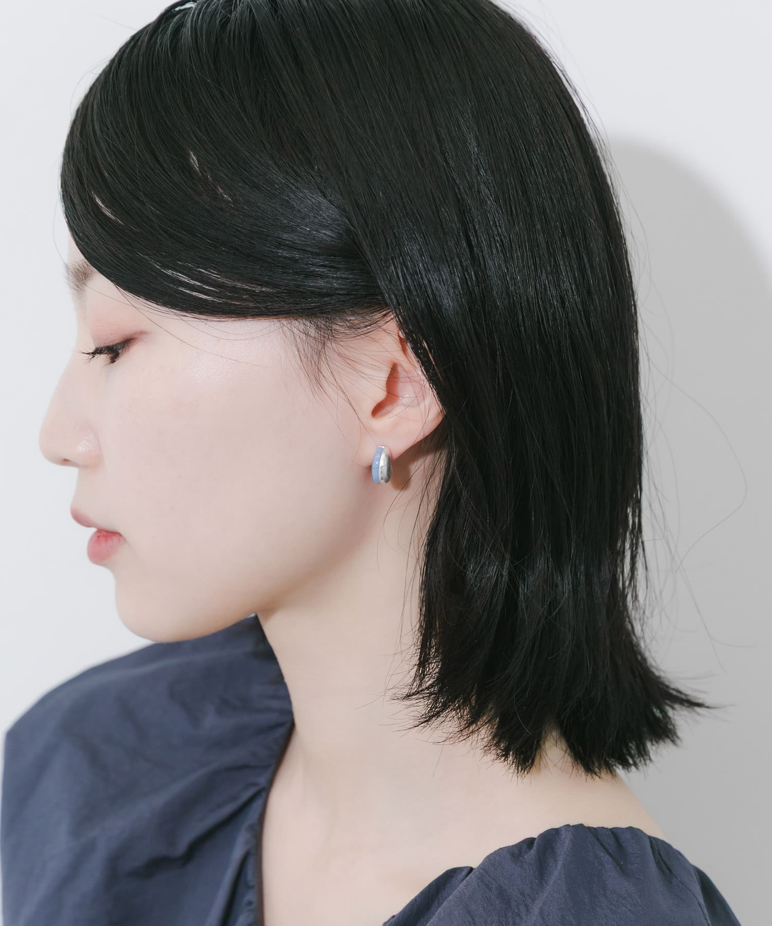 カラーメタルピアス BL/SV -