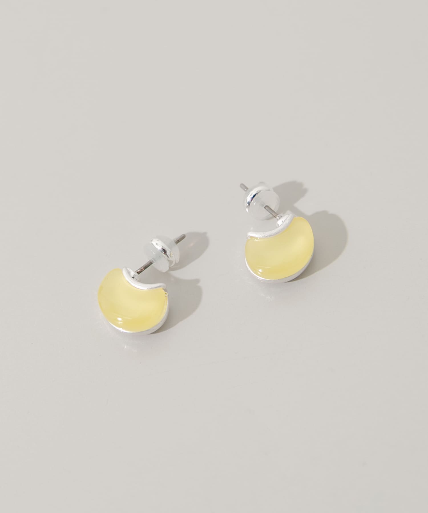 カラーメタルピアス YE/SV -