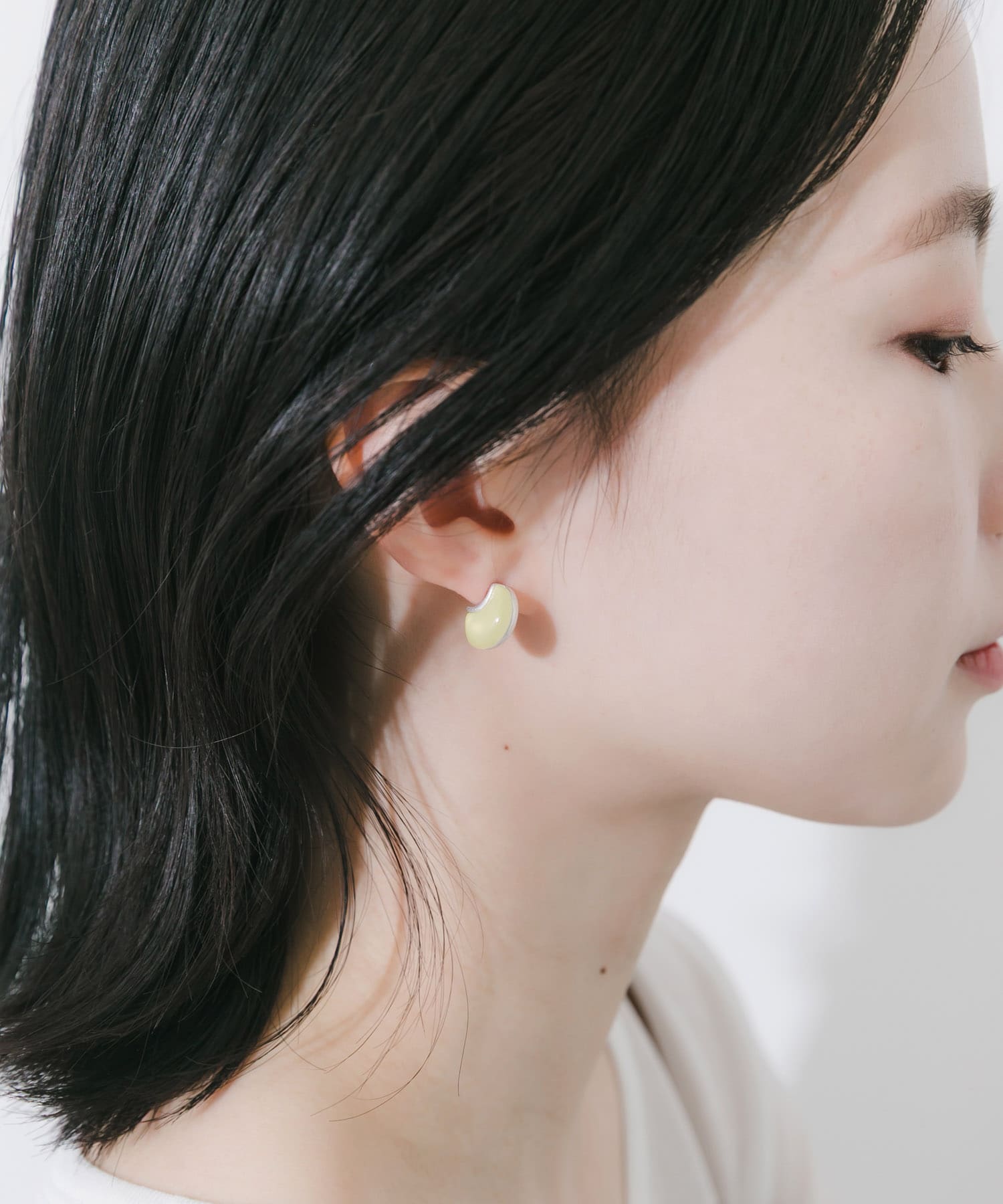 カラーメタルピアス YE/SV -