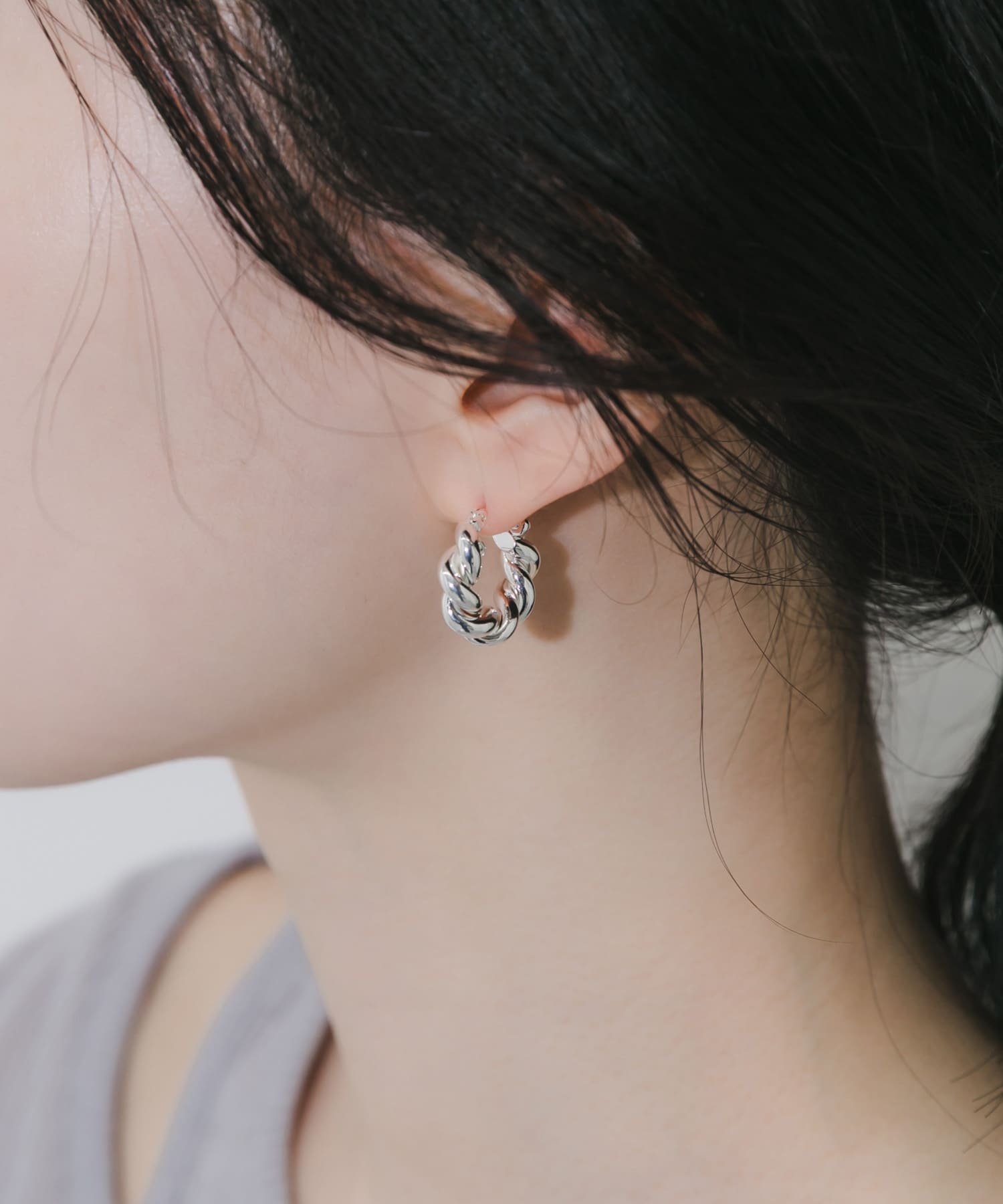 プランプツイストフープピアス SLV -