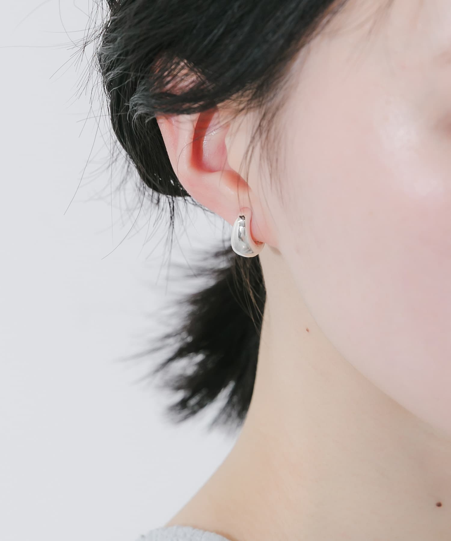 プックリワンタッチイヤリング SLV -