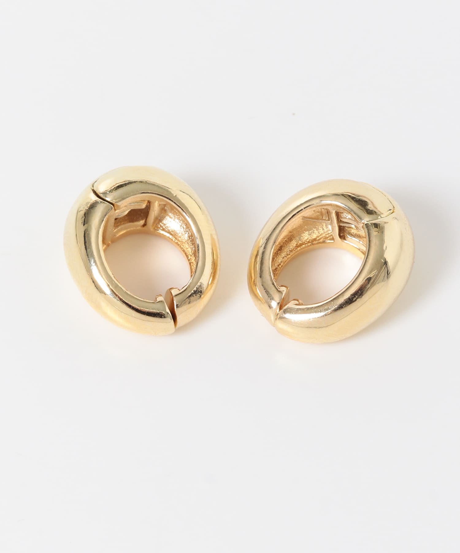 プックリワンタッチイヤリング GLD -
