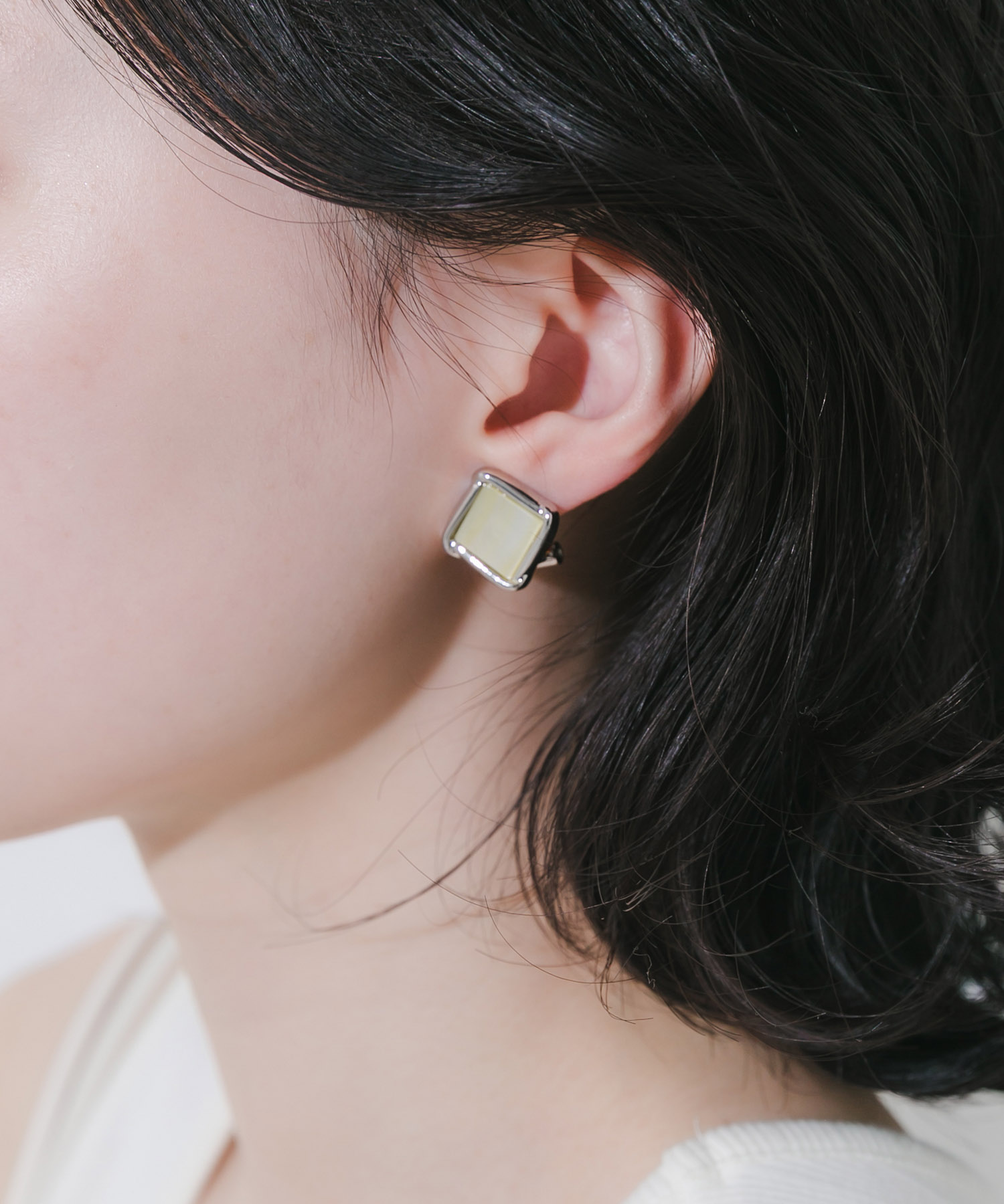 スクエアシェルイヤリング IV/SV -