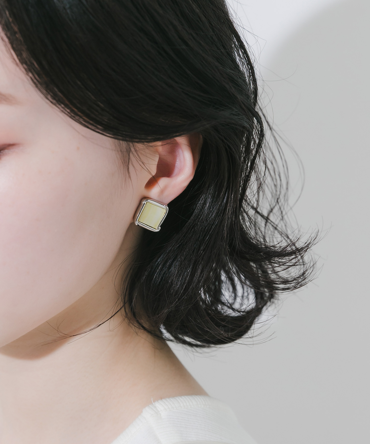 スクエアシェルイヤリング IV/SV -