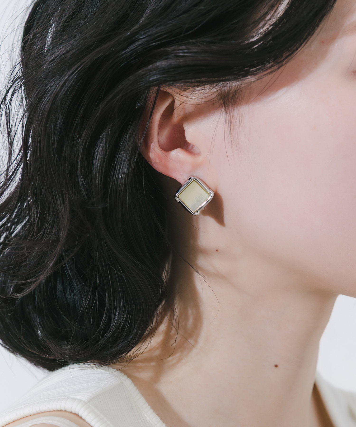 スクエアシェルイヤリング IV/SV -