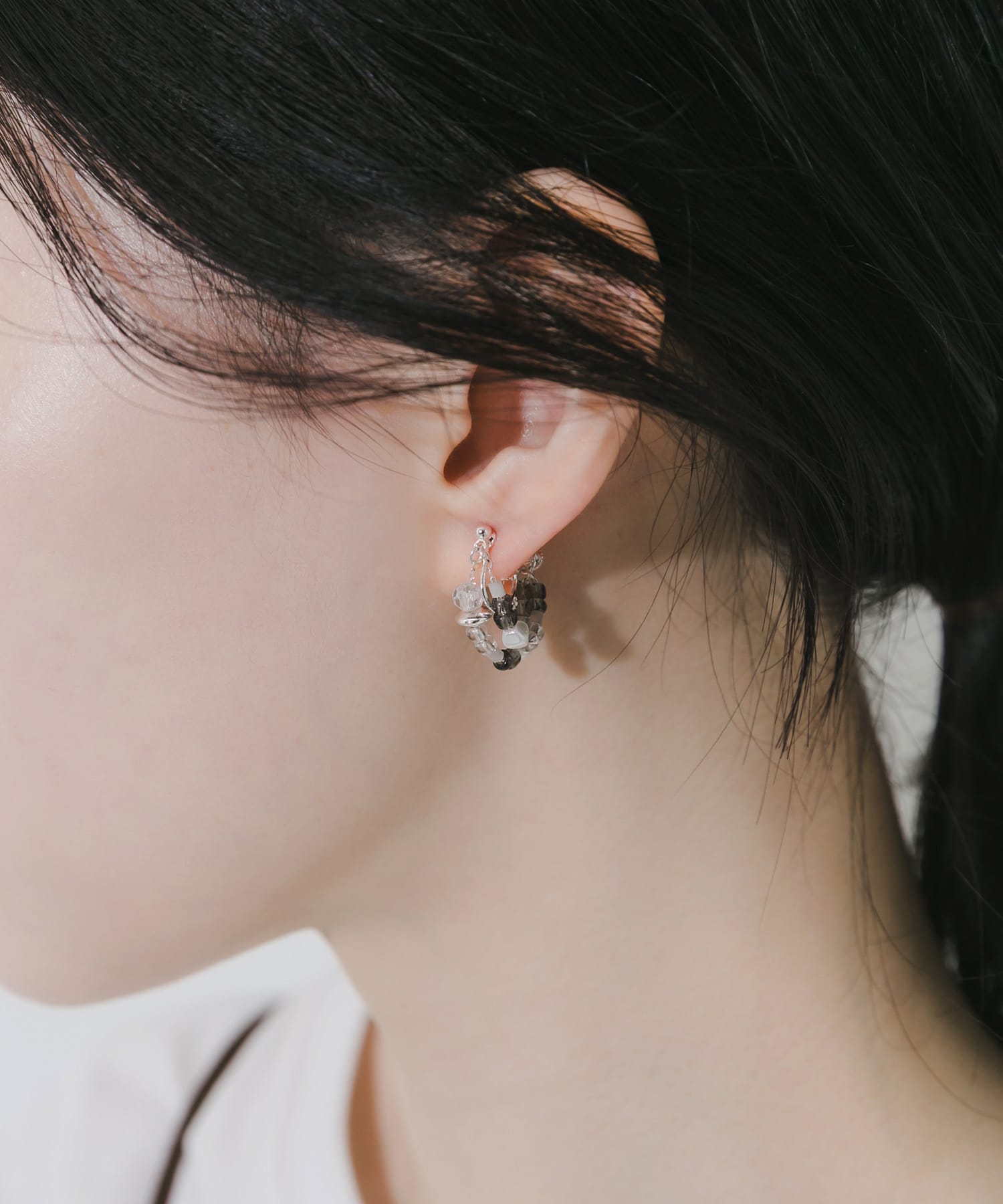 ビーズレイヤードイヤリング GY/SV -