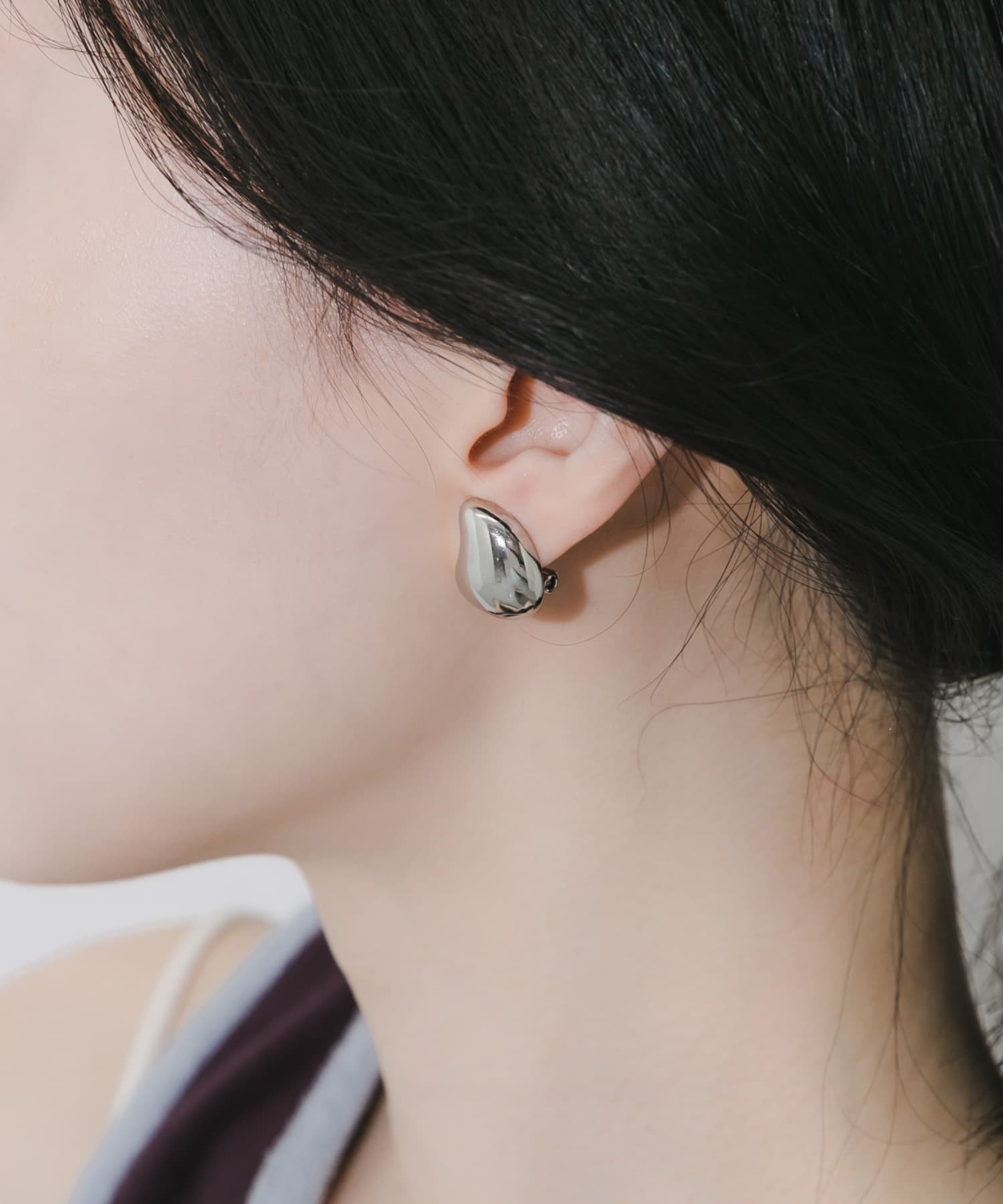 ニュアンスドロップイヤリング SLV -